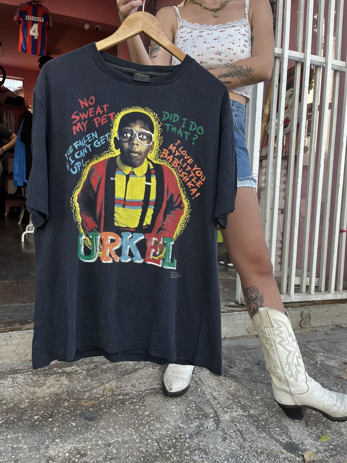 Vintage Family Matters ‘URKEL’ vintage single-stitch T-Shirt Size US XL / EU 56 / 4 - 1 Thumbnail
