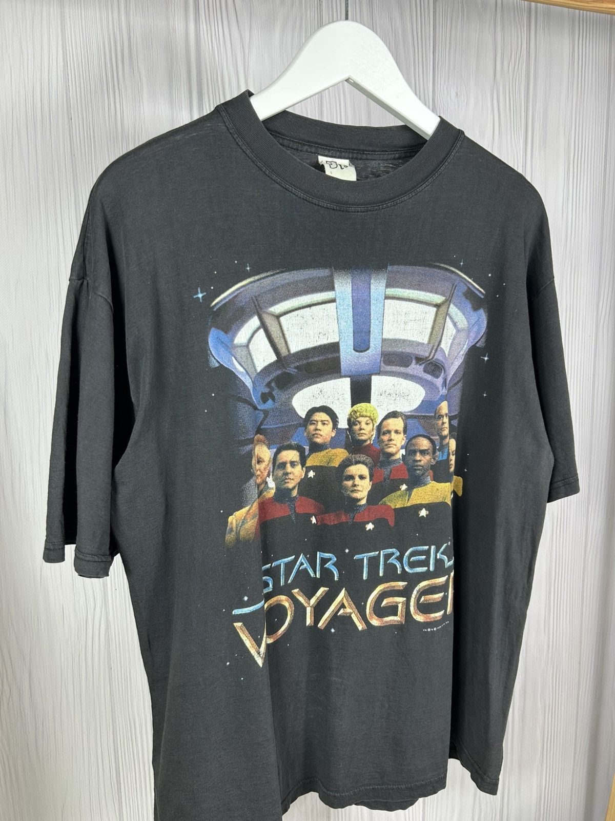 Vintage Vintage Movie 1995 Star Trek Voyager Team T-Shirt Size L Size US L / EU 52-54 / 3 - 2 Thumbnail