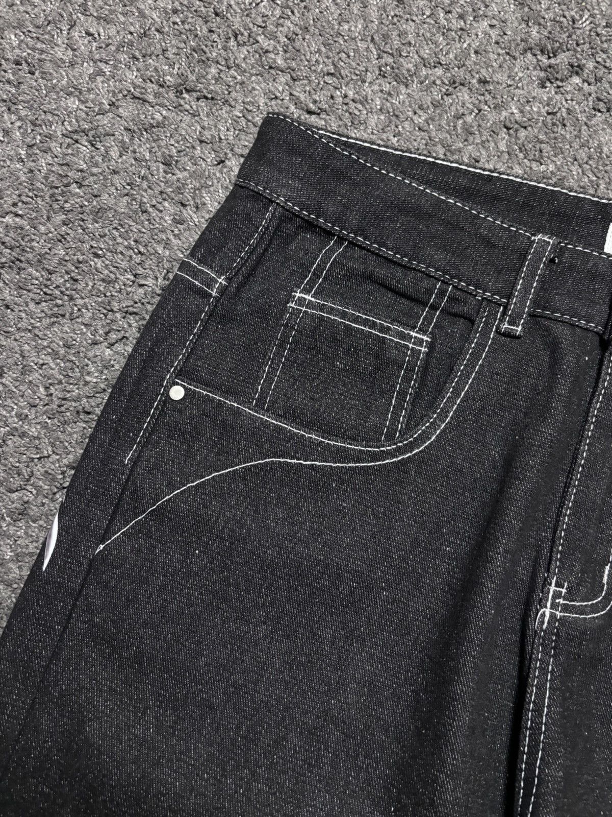 Jean × Vintage Vintage rare tribal angel wings cross red black baggy jeans Size US 33 - 17 Thumbnail