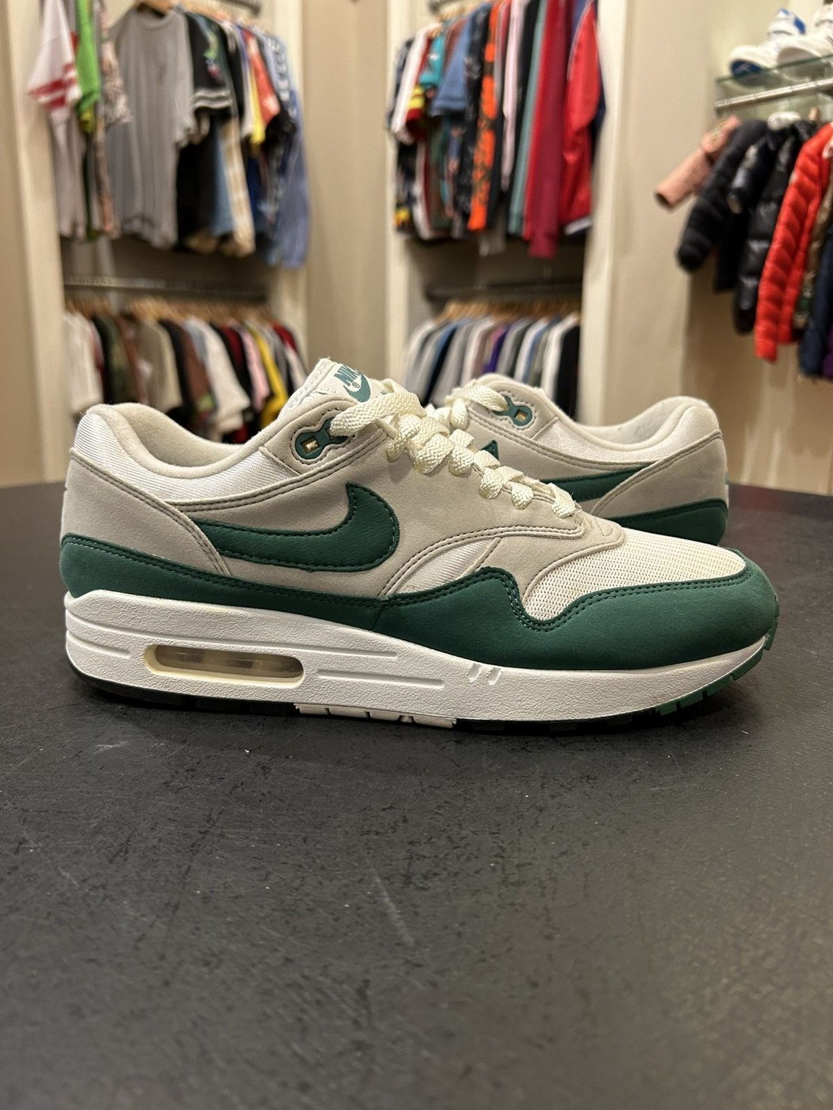 Nike Nike Air Max 1 ‘Evergreen Aura’ Size US 9 / EU 42 - 2 Thumbnail