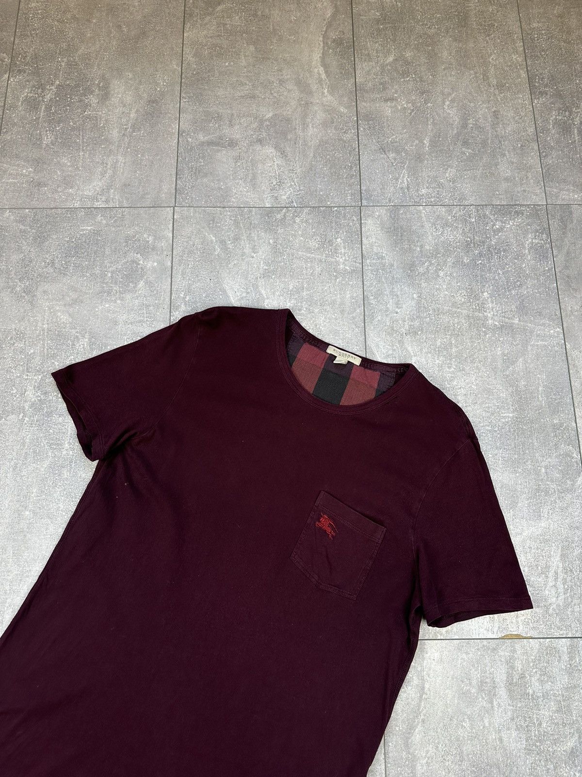 Burberry Burberry Brit Burgundy Small Logo Tee Size US M / EU 48-50 / 2 - 2 Thumbnail