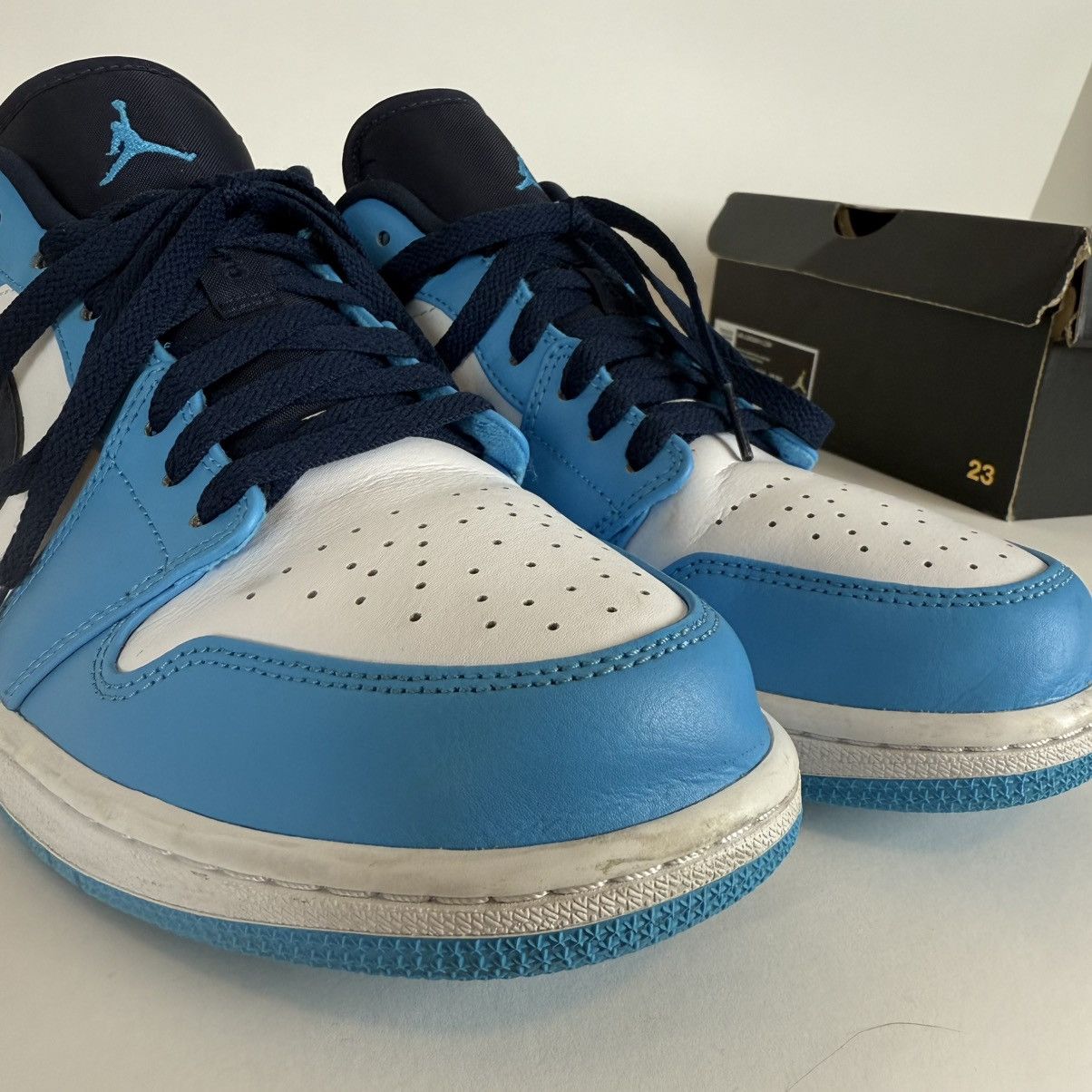 Jordan Brand × Nike Size 10.5-Jordan 1 Low UNC 2021 University Blue/ White. Size US 10.5 / EU 43-44 - 6 Thumbnail