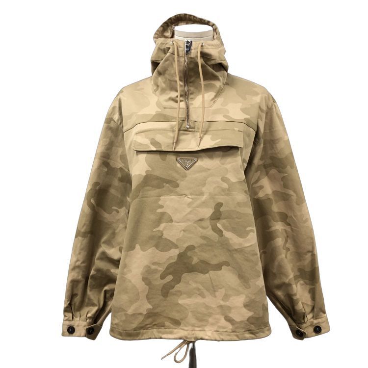 Prada Prada Camo Logo Plaque Jacket Size 38 Size XS / US 0-2 / IT 36-38 - 1 Thumbnail