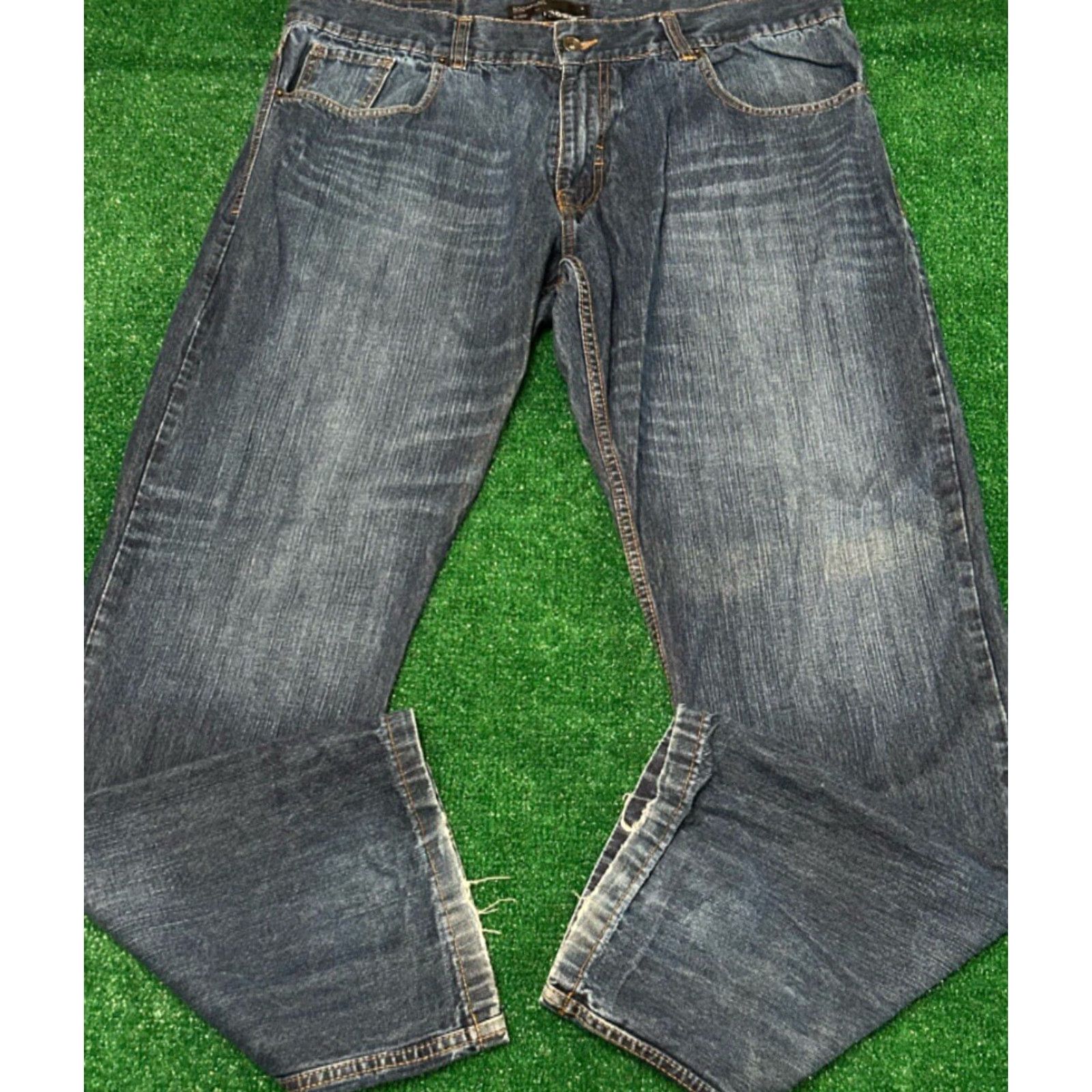 Rocawear VINTAGE Rocawear Jeans Baggy Skater Grunge Hip Hop Y2K Dark Wash 38x34 Mens Size 38 Wide-Leg Pockets Size US 38 / EU 54 - 3 Thumbnail