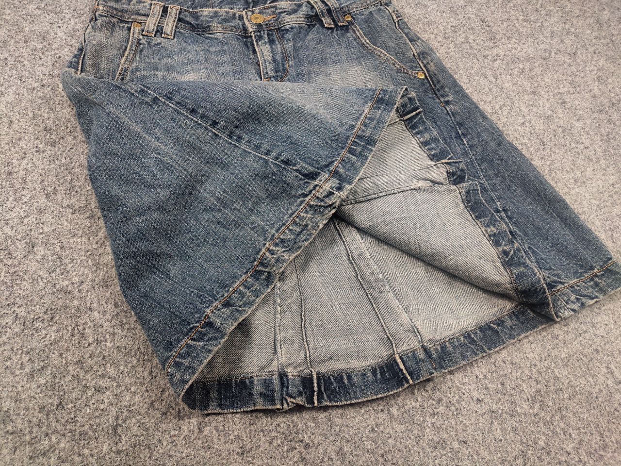 Levi's Vintage Levi's Y2K Style A-Line Deconstructed Denim Skirt Size 29" - 6 Thumbnail