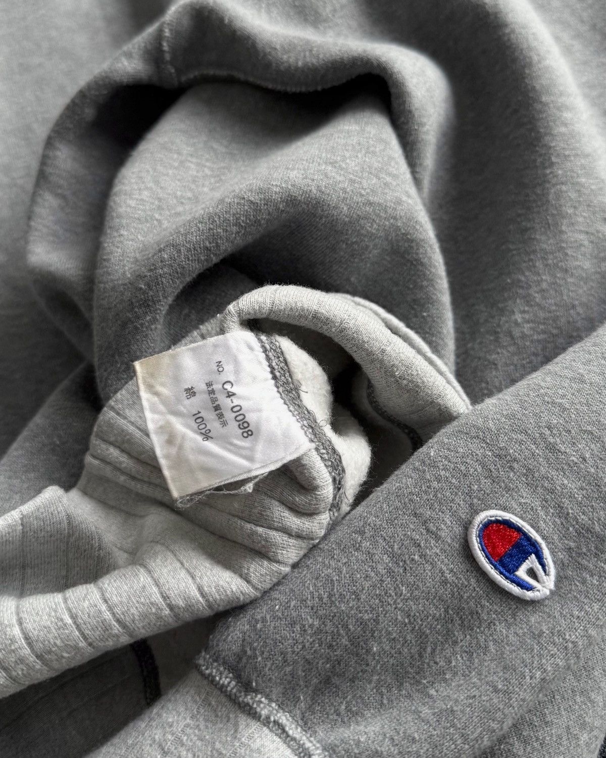 Champion CHAMPION DOUBLE V-GUSSET ARMY CREW SWEATSHIRT Size US XL / EU 56 / 4 - 9 Thumbnail