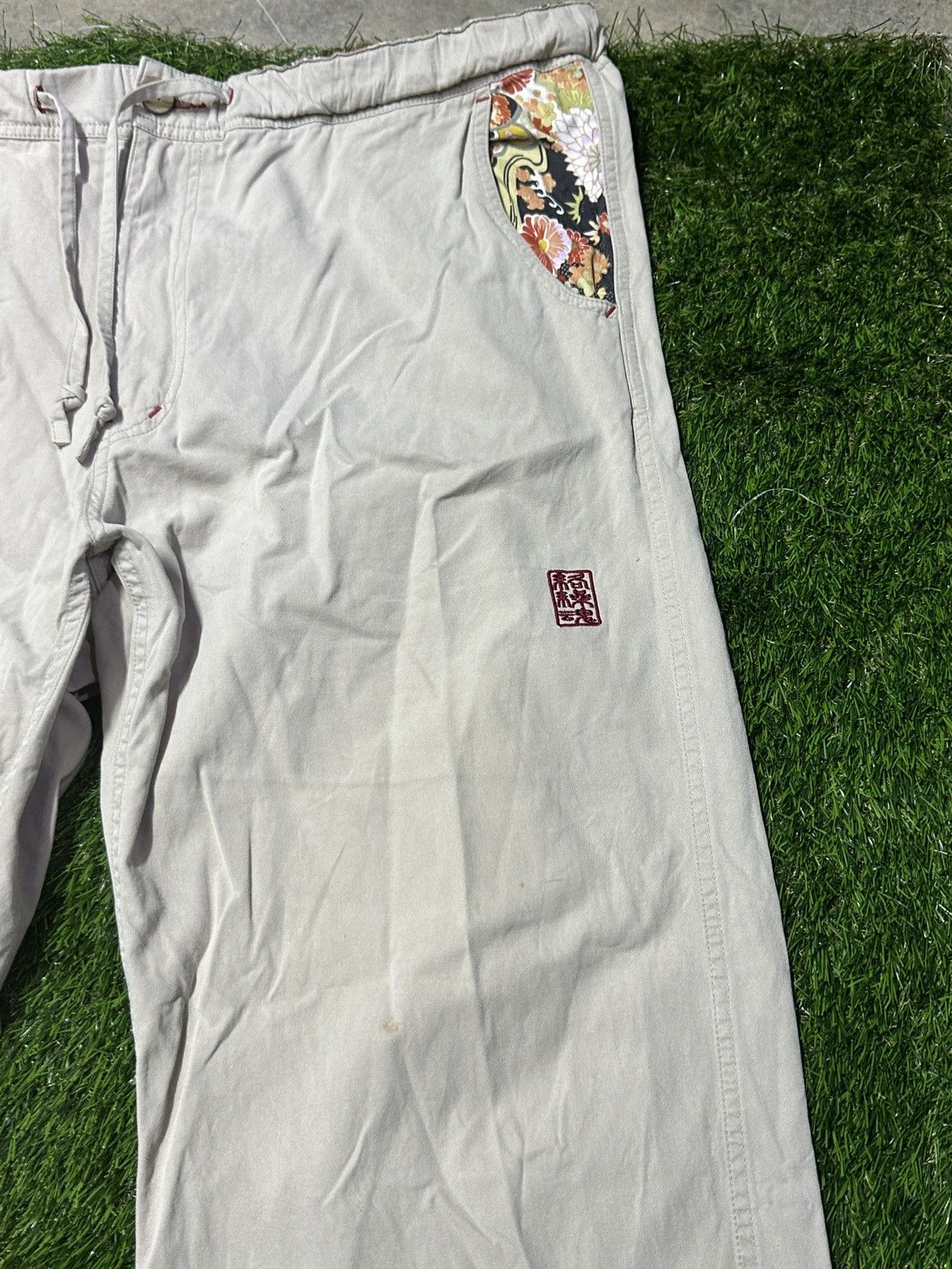 Japanese Brand × Vintage Rare🔥🔥 Vintage Sukajan KARAKURI TAMASHII Pants Size US 41 - 3 Thumbnail