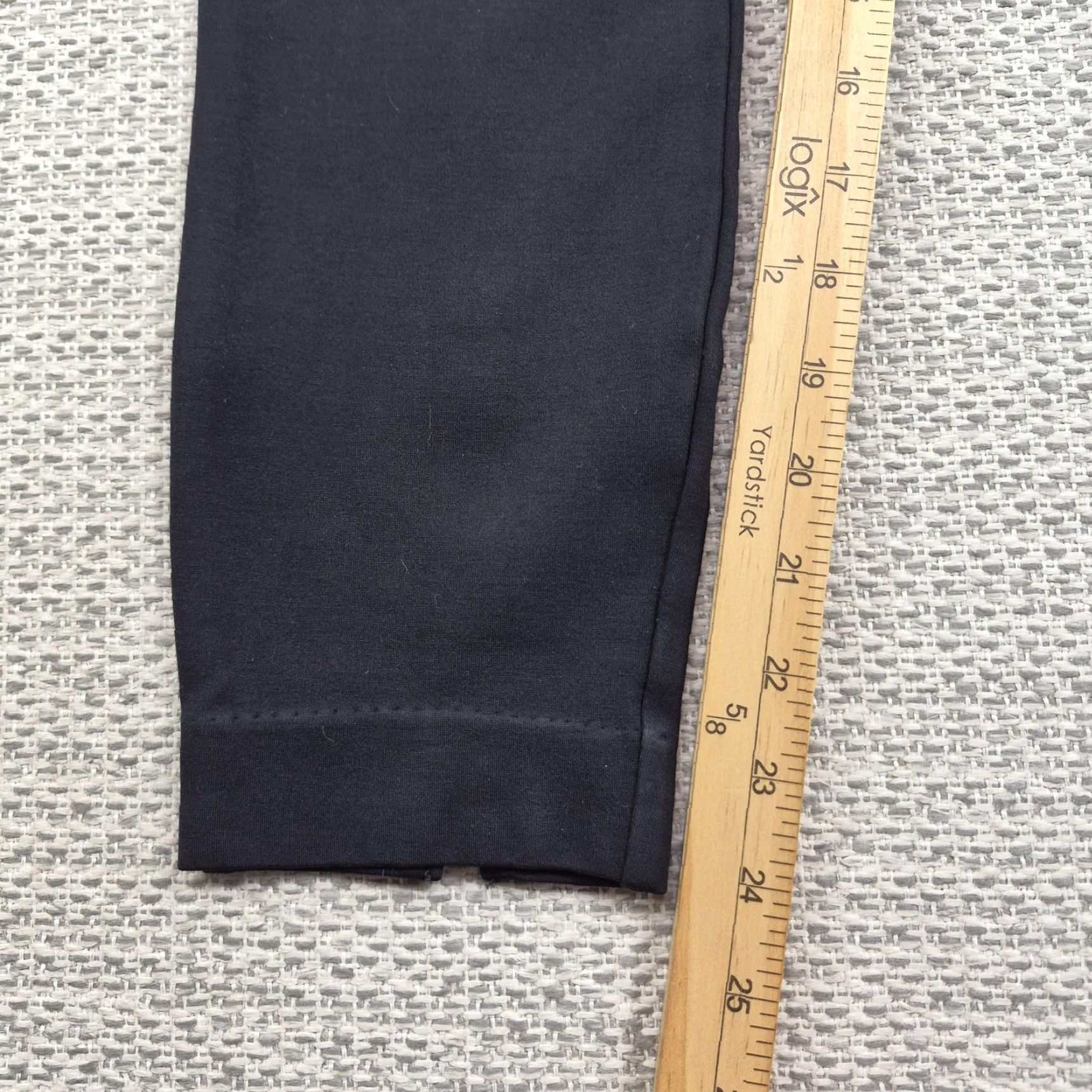 Spanx Spanx Pants Womens Small Petite Black Ponte Ankle Skinny Pull On Stretch Shaping Slit Slimming Workwear Casual Travel Portable Everyday Size 28" / US 6 / IT 42 - 3 Thumbnail