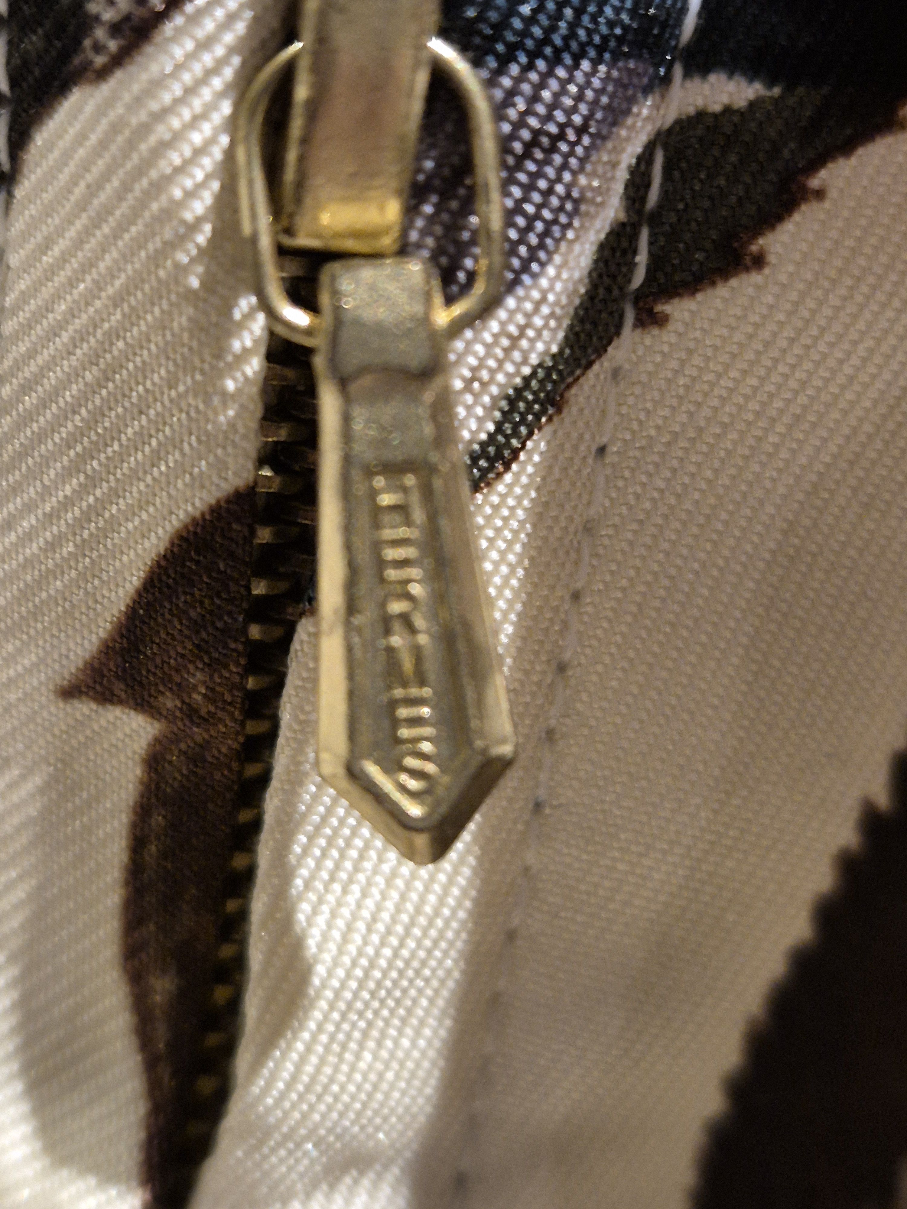 Hermes Vintage Hermes leaves silk vest zip up rare Size S / US 4 / IT 40 - 13 Thumbnail