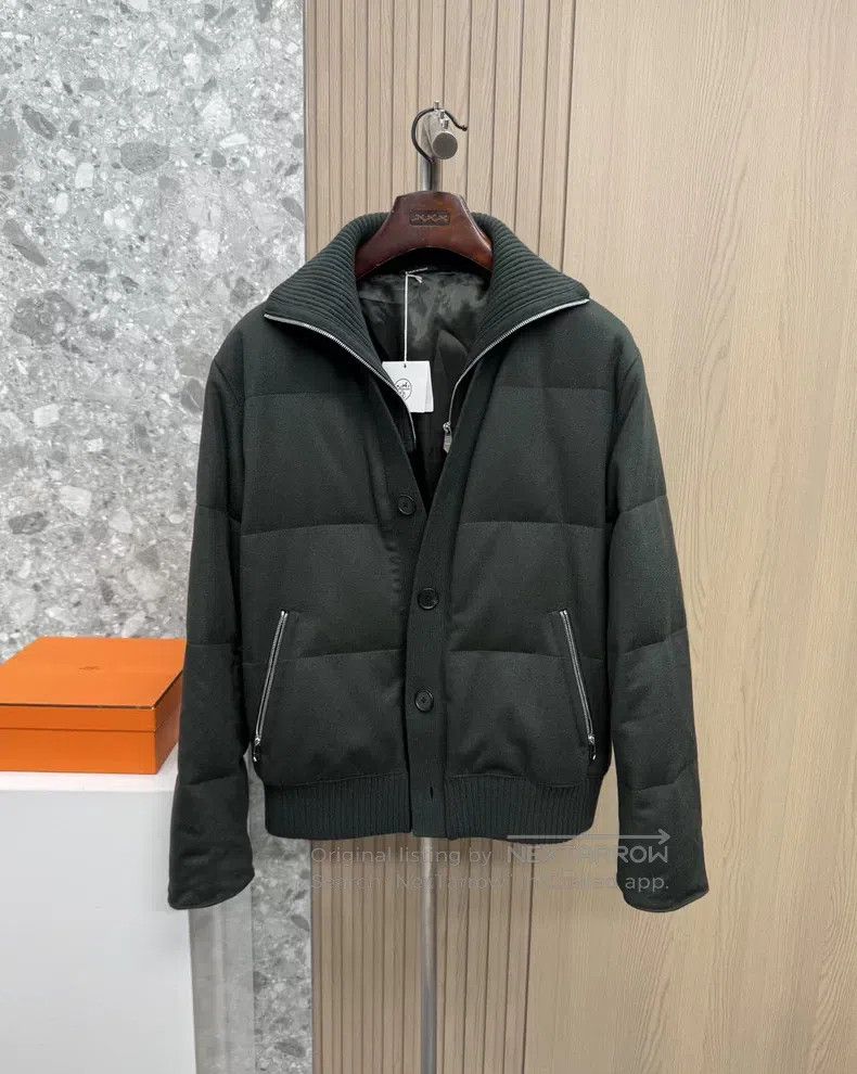 Hermes Hermes Knitted collar cashmere down jacket, 100% cashmere, Size US M / EU 48-50 / 2 - 2 Thumbnail