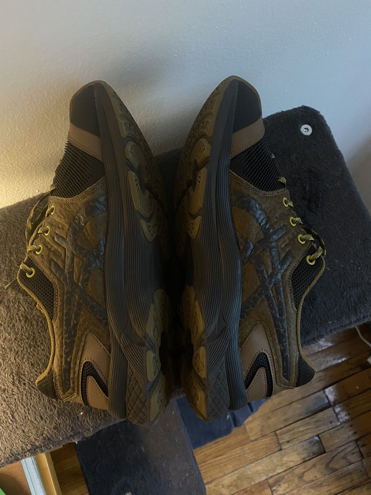 Asics × Kiko Kostadinov Kiko Kostadinov Brown & Black Asics Edition GEL-KITIL III Size US 11 / EU 44 - 5 Thumbnail