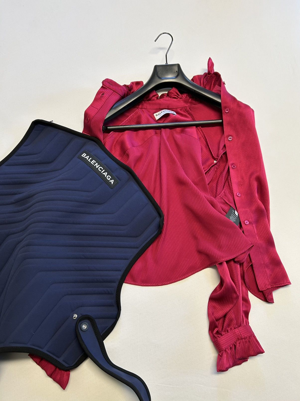 Balenciaga FW2017 Runway Car Mat Shirt Size US S / EU 44-46 / 1 - 9 Thumbnail