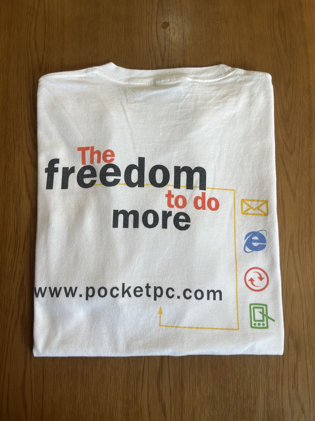 Microsoft Vintage Club Pocket PC The freedom to do more 90’s Tshirt Size US XL / EU 56 / 4 - 1 Thumbnail