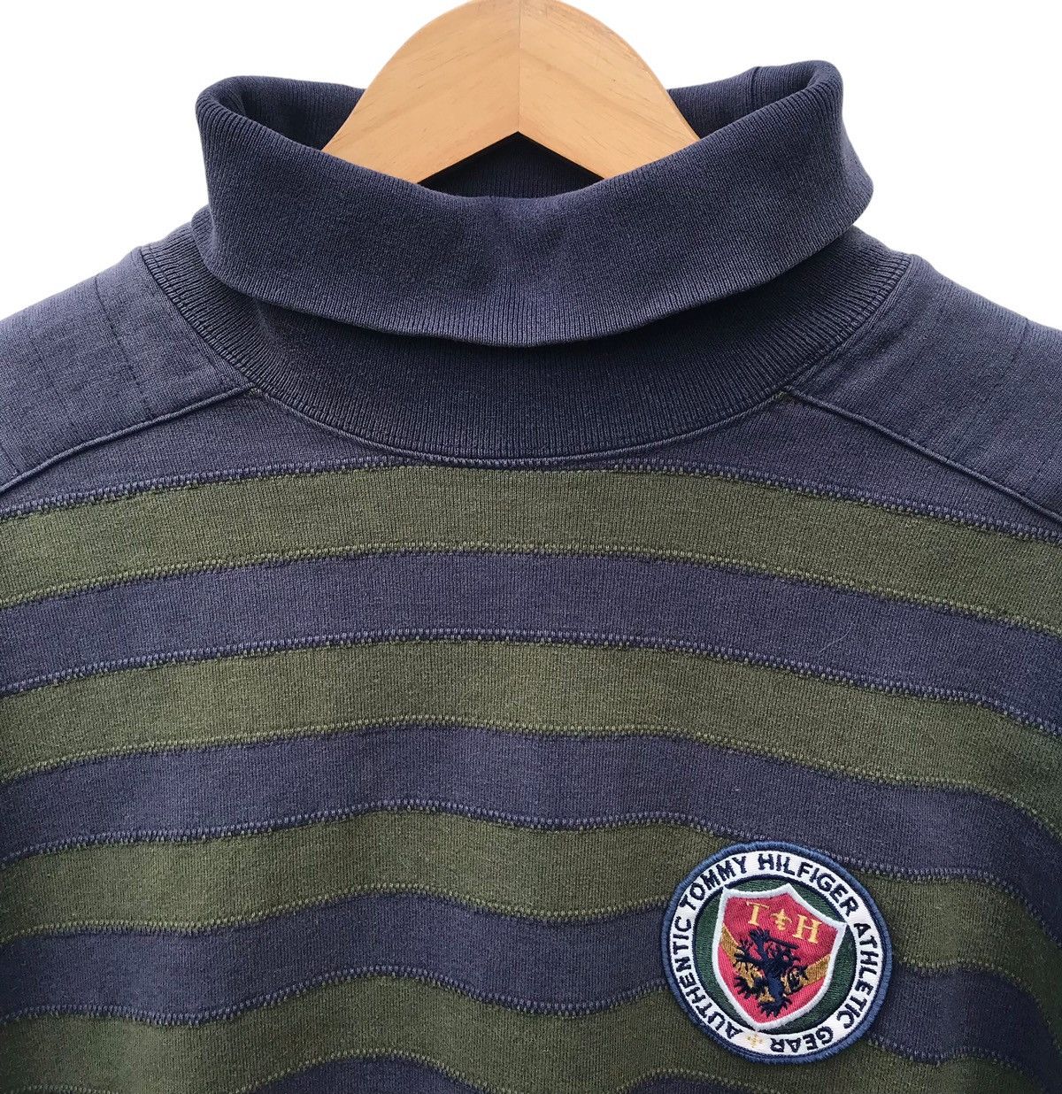 Tommy Hilfiger × Vintage Vintage Tommy Hilfiger Stripe Faded Sweatshirt Size US M / EU 48-50 / 2 - 4 Thumbnail