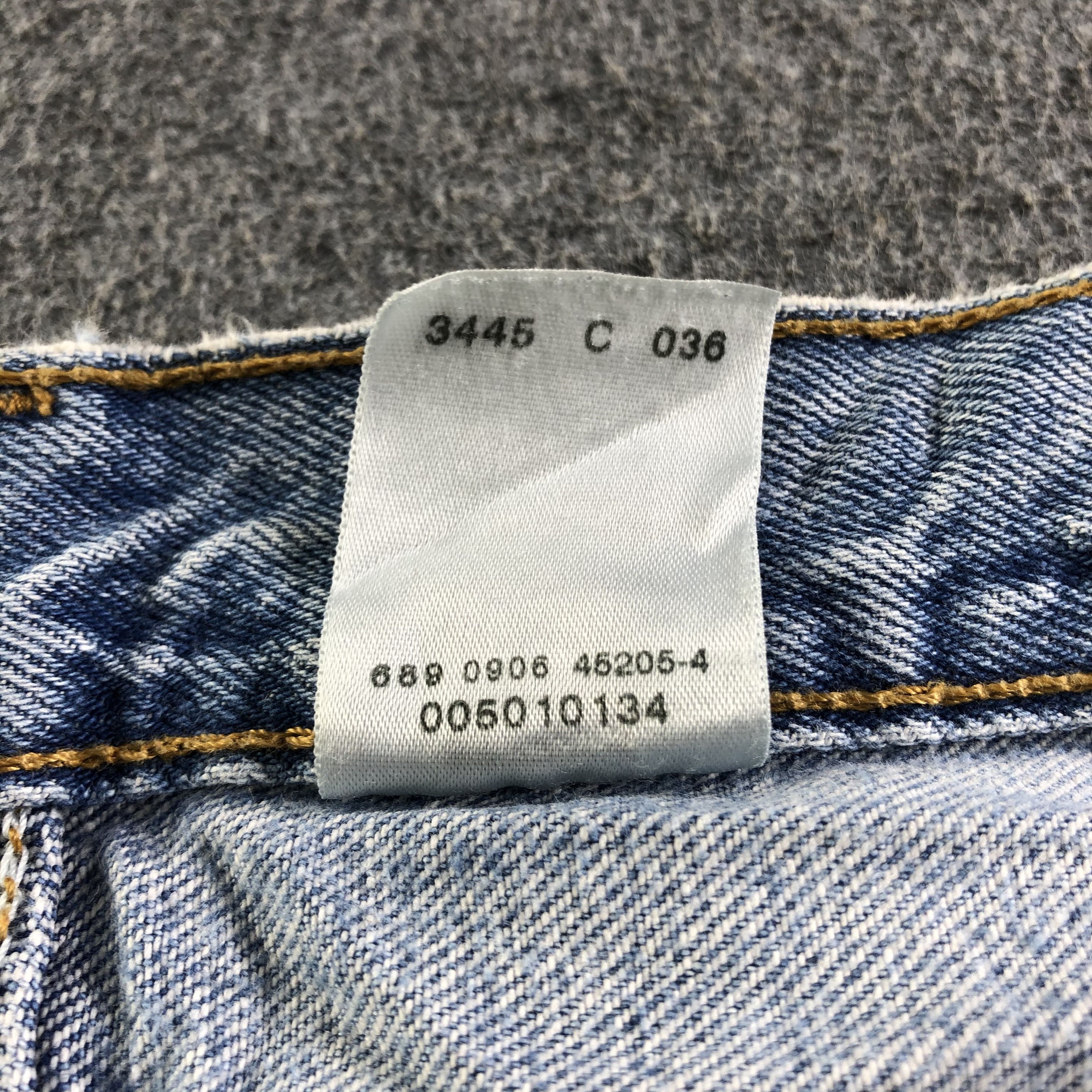 Levi's Vintage 90s Blue Wash Levis 501 Jeans-J4191 Size US 36 / EU 52 - 11 Thumbnail