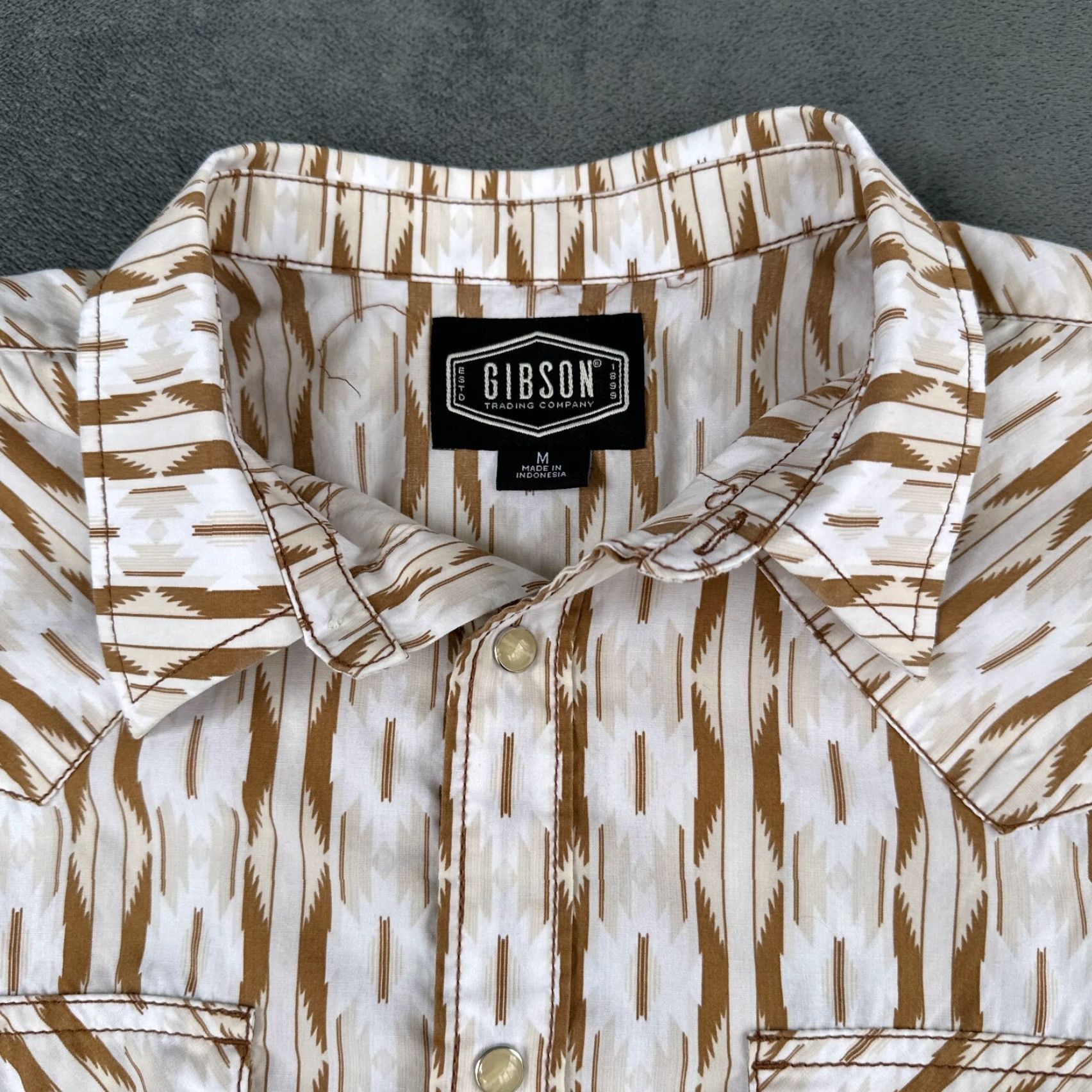 Vintage Gibson Shirt Mens Medium Pearl Snap White Brown Aztec Geometric Rockabilly Rodeo Size US M / EU 48-50 / 2 - 4 Thumbnail