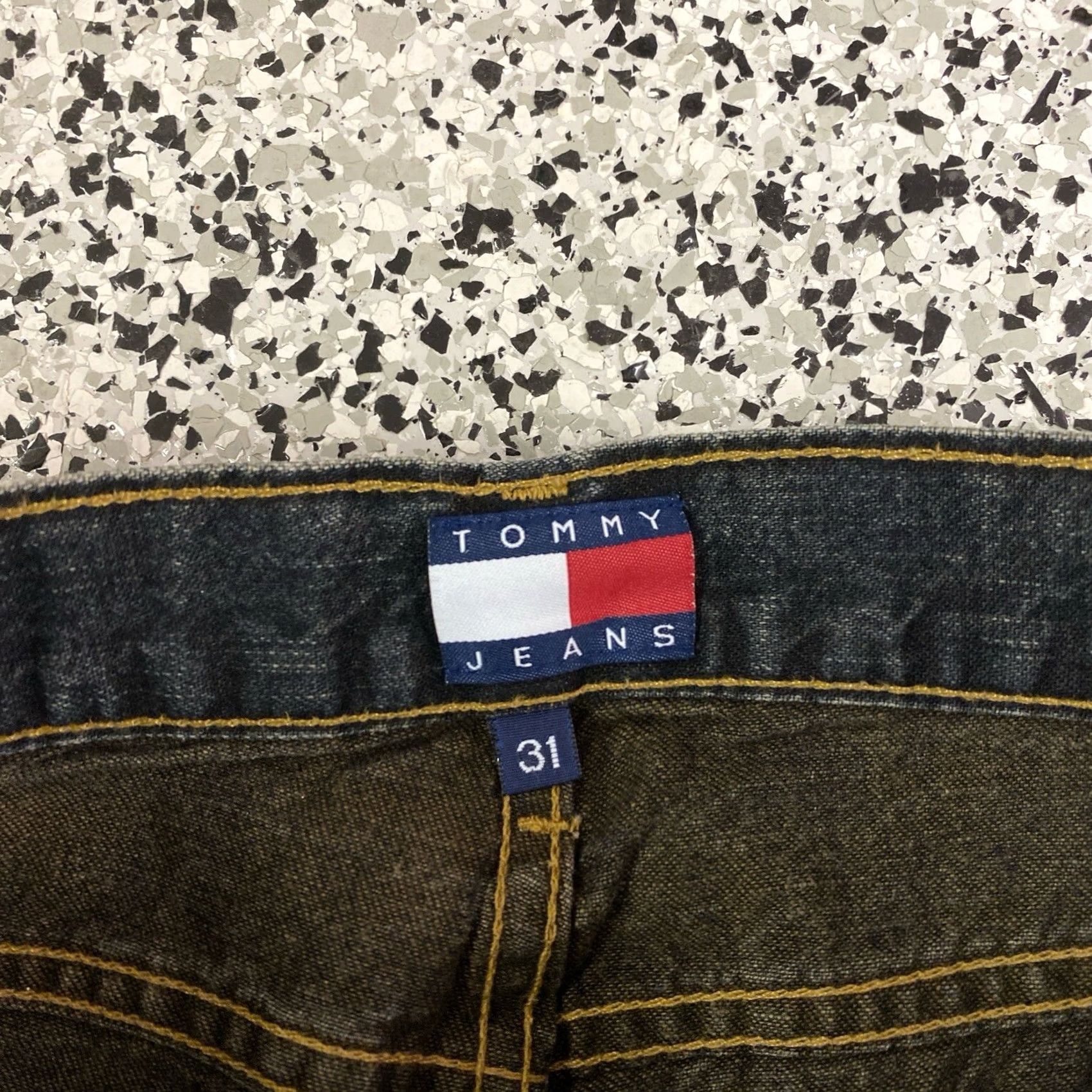 Tommy Hilfiger VINTAGE Tommy Hilfiger Jeans Men's Black 29x24.5 Western Size US 29 - 3 Thumbnail
