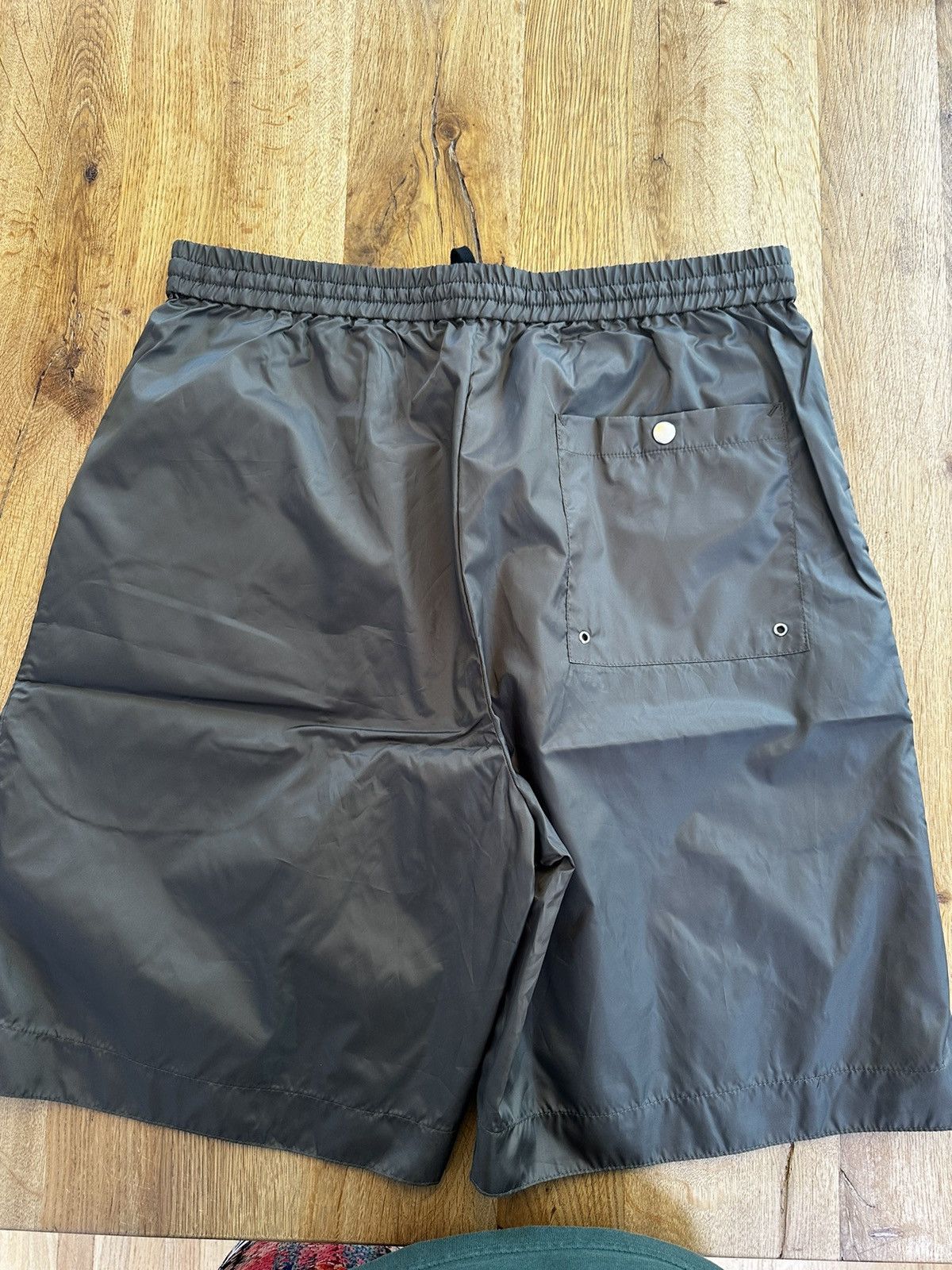 Public School Talenti Short / Olive Size US 36 / EU 52 - 2 Thumbnail