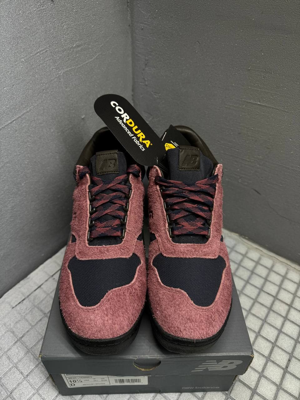 New Balance New Balance Rainier Size US 11 / EU 44 - 2 Thumbnail