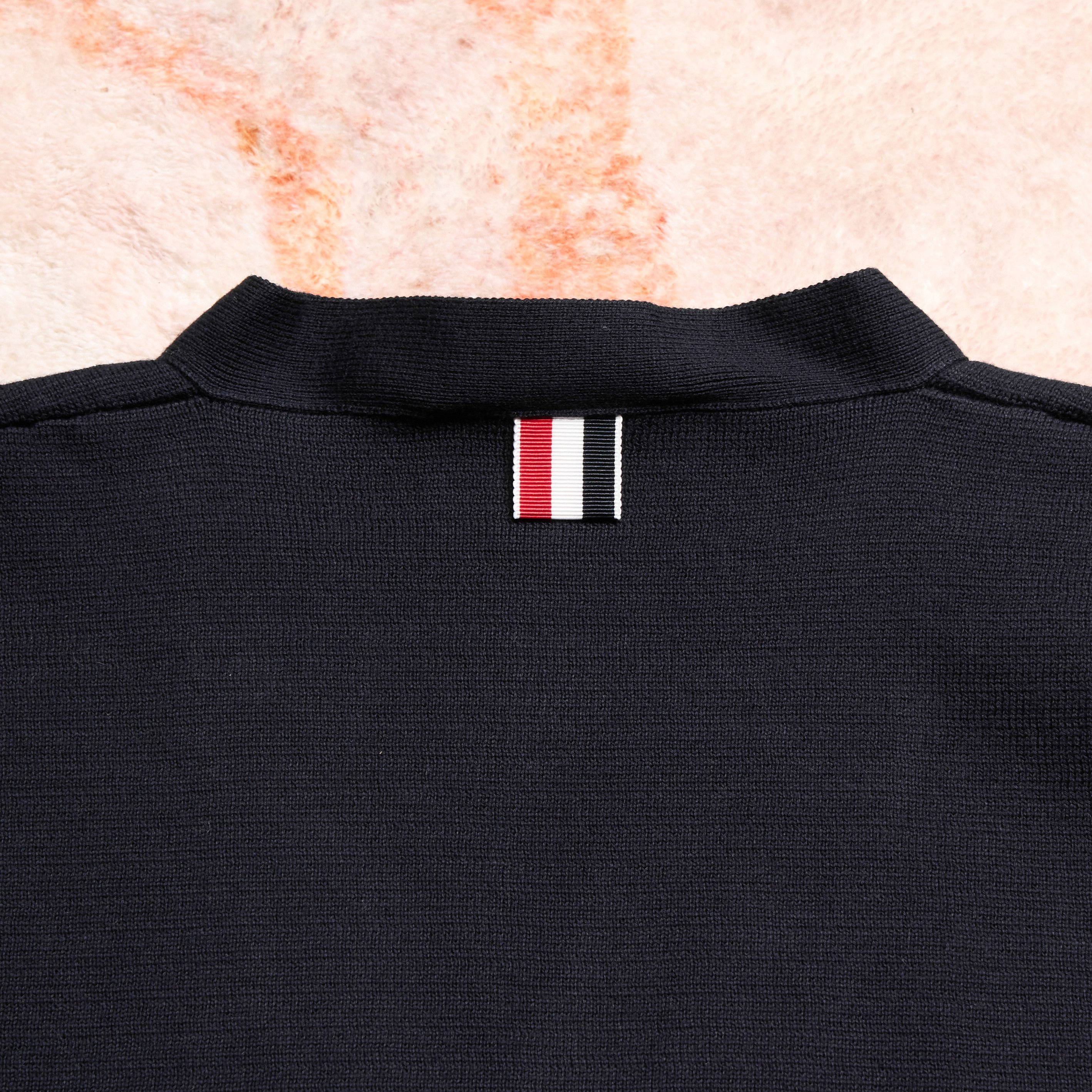 Thom Browne THOM BROWNE 4-Bar Cardigan Size US M / EU 48-50 / 2 - 4 Thumbnail