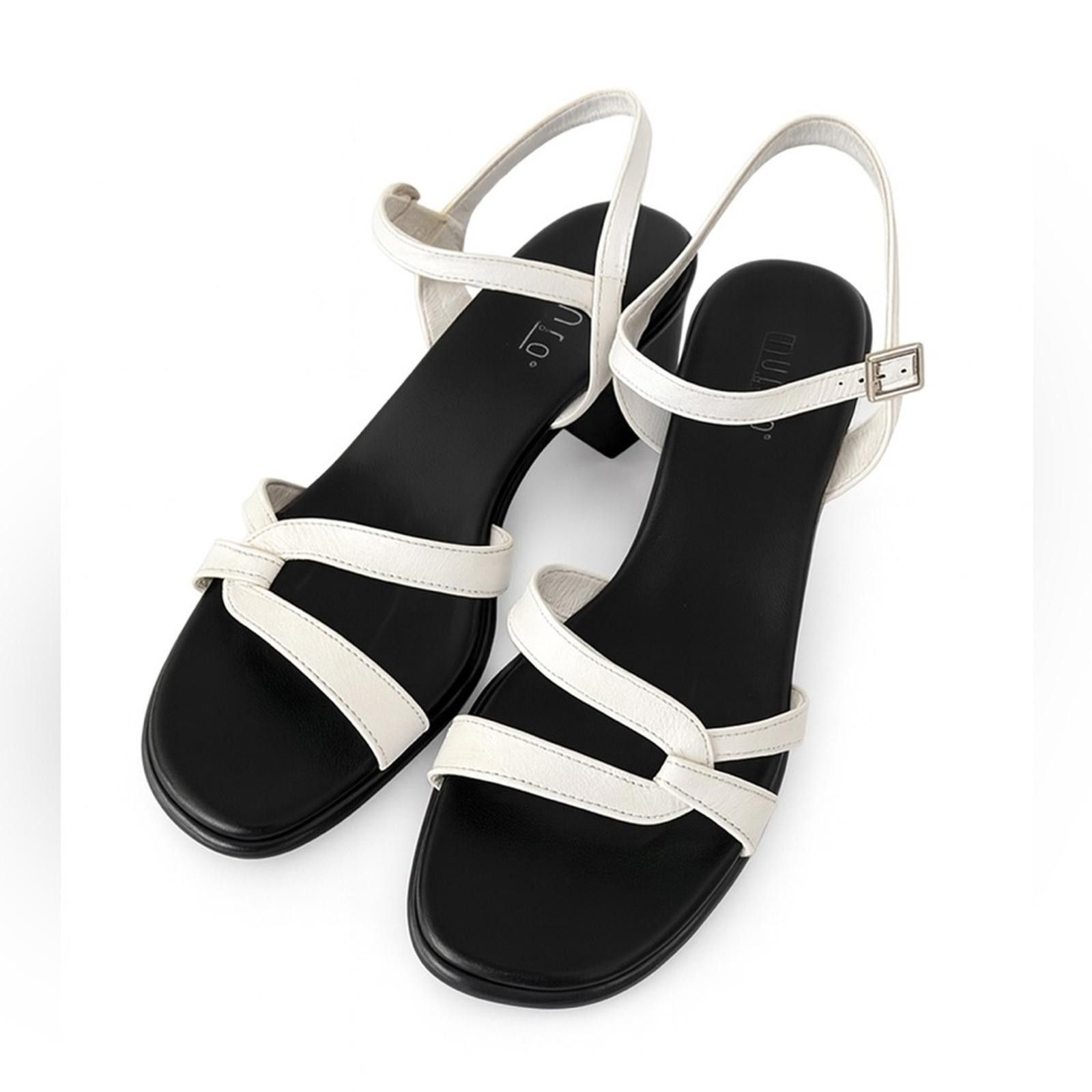 munoz vrandecic Munro Leather Heels 7.5 strappy sandal white black luxury Size US 7.5 / IT 37.5 - 1 Thumbnail