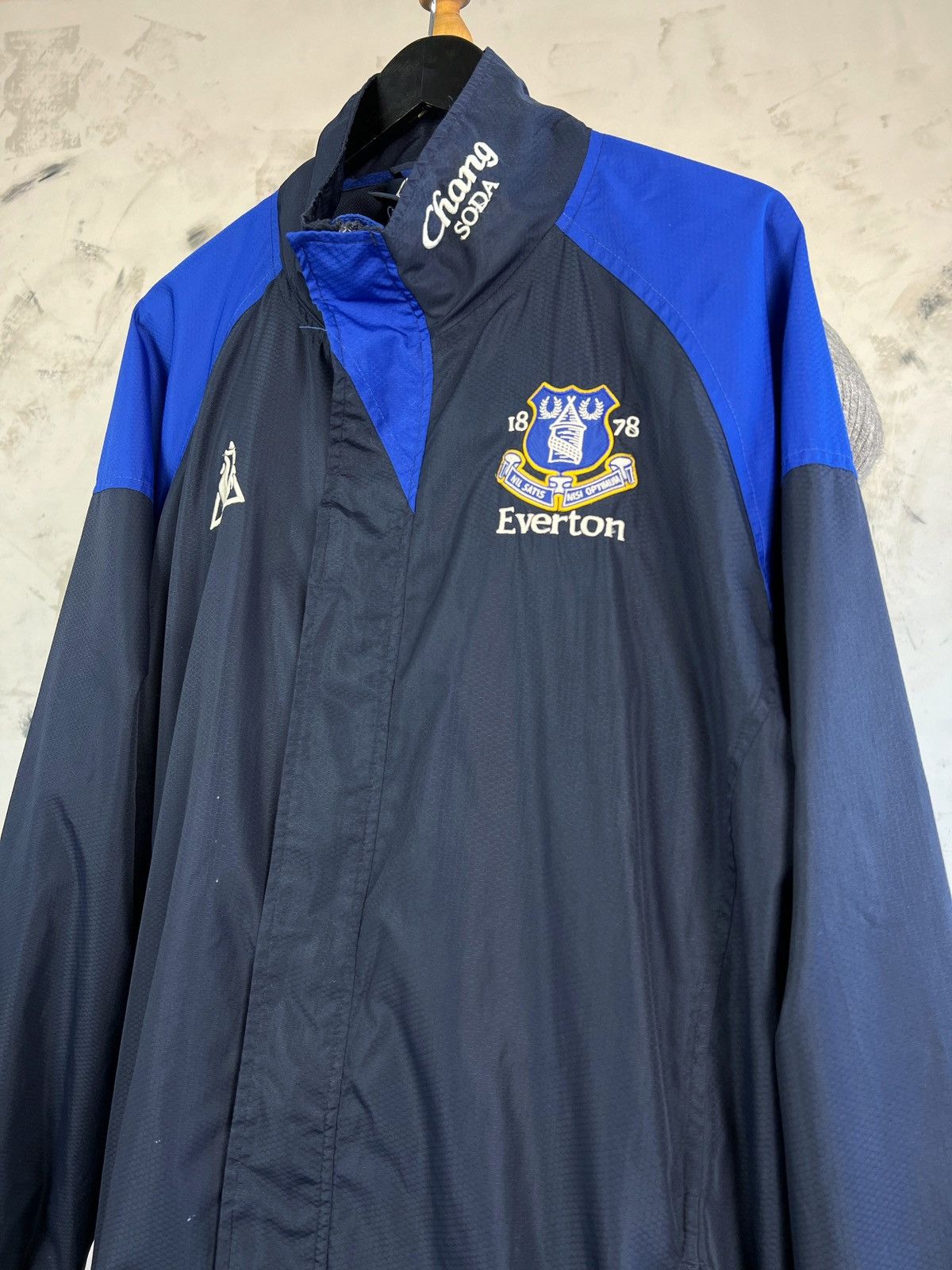 Le Coq Sportif Vintage Everton Le Coq Sportif Jacket Size XL Size US XL / EU 56 / 4 - 2 Thumbnail