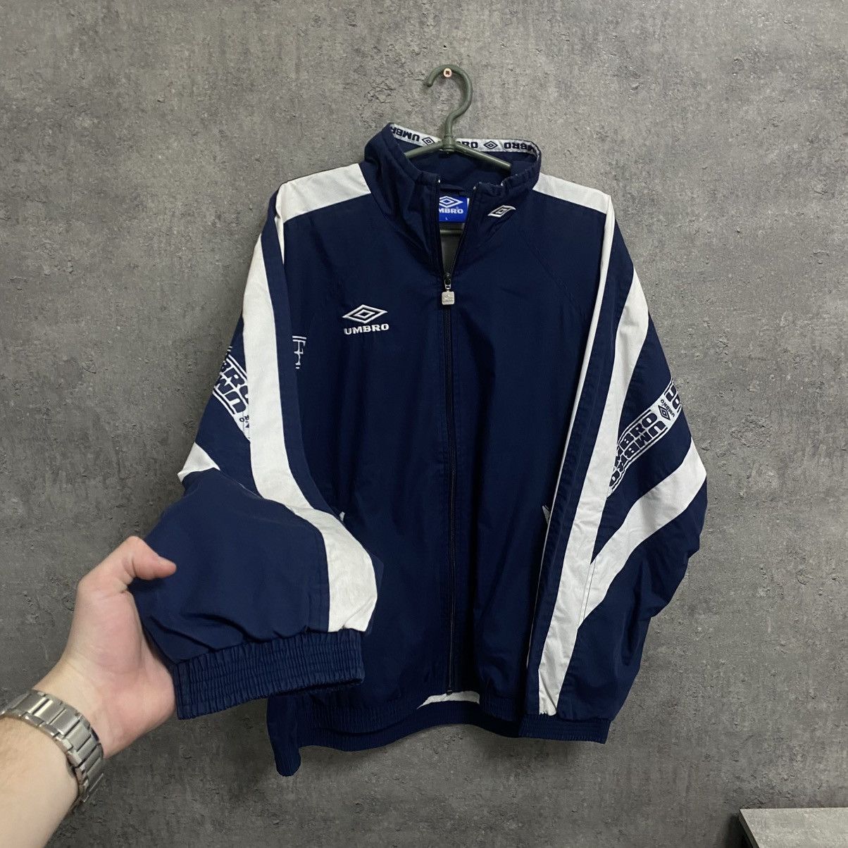 Umbro Vintage Umbro 90s Track Jacket Embroidered Logo Y2K Size US L / EU 52-54 / 3 - 2 Thumbnail