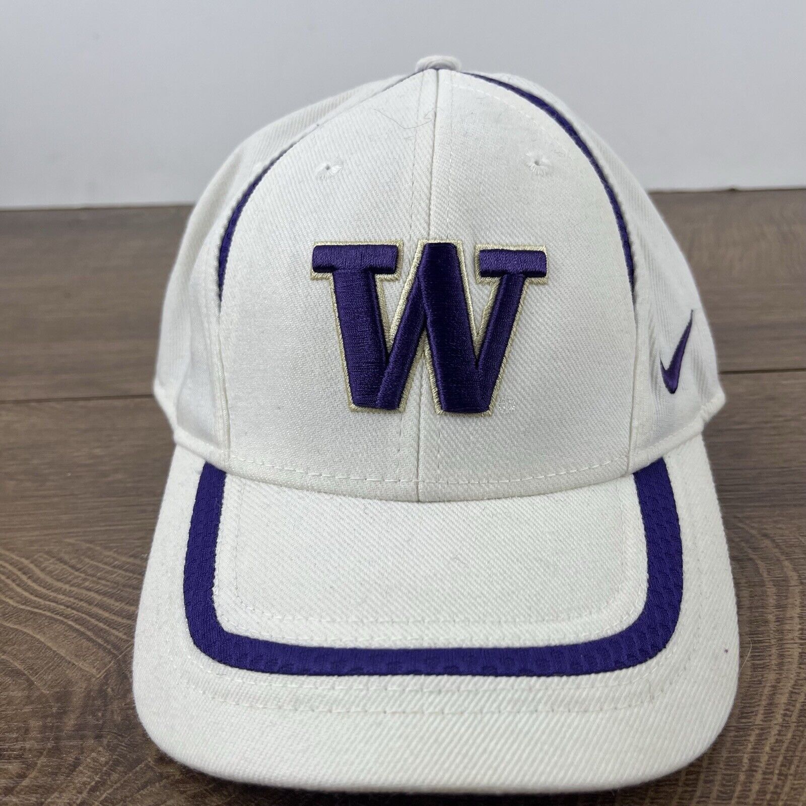 Nike Washington Huskies Nike Hat White Cap Hat Adjustable Hat Whi Size ONE SIZE - 5 Thumbnail
