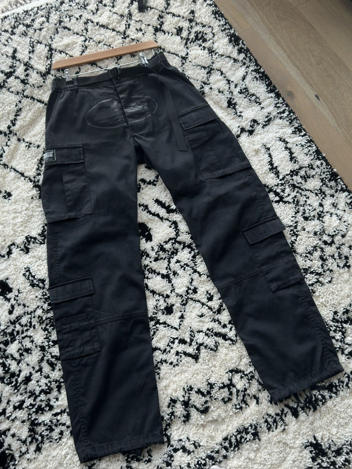 Corteiz Corteiz 99p Blackout Guerillaz Cargos Size US 32 / EU 48 - 1 Thumbnail