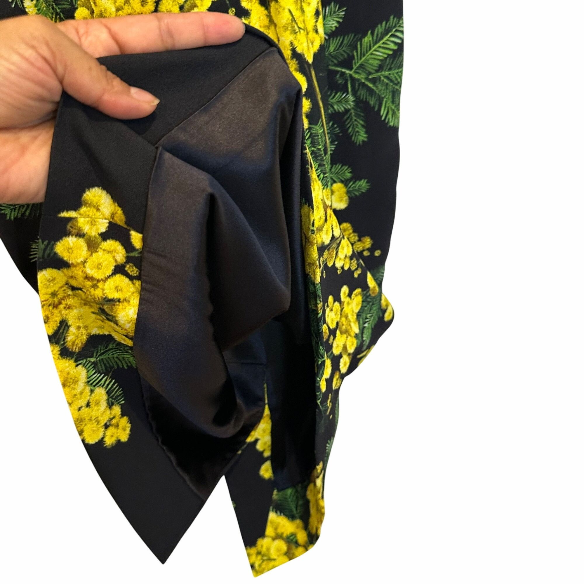Dolce & Gabbana ✨Dolce & Gabbana Sz S/ US4 / IT40 Black Floral Print Knee-Le Size S / US 4 / IT 40 - 7 Thumbnail