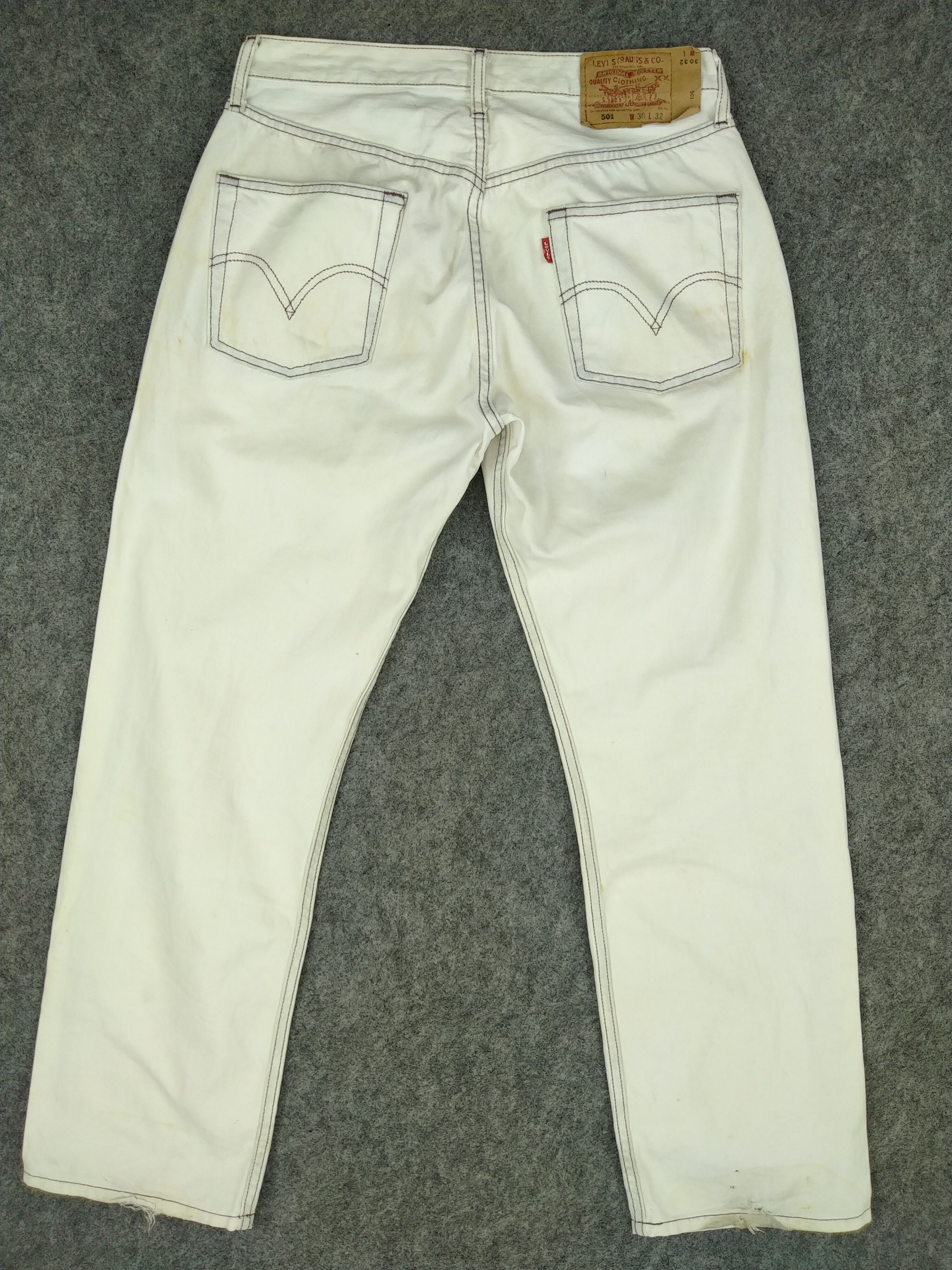 Levi's White Cream Vintage Levi's 501 Denim 30 x 30 -JN521 Size US 30 / EU 46 - 2 Thumbnail