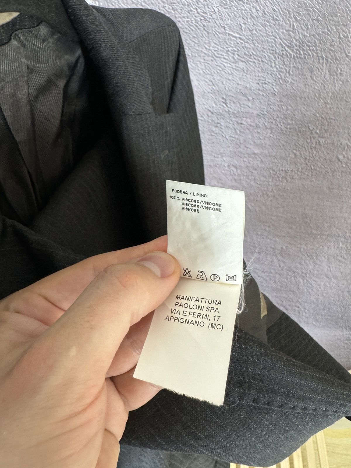 Paoloni Paoloni black graphite striped 2 button Quarantasei suit Size 36R - 16 Thumbnail