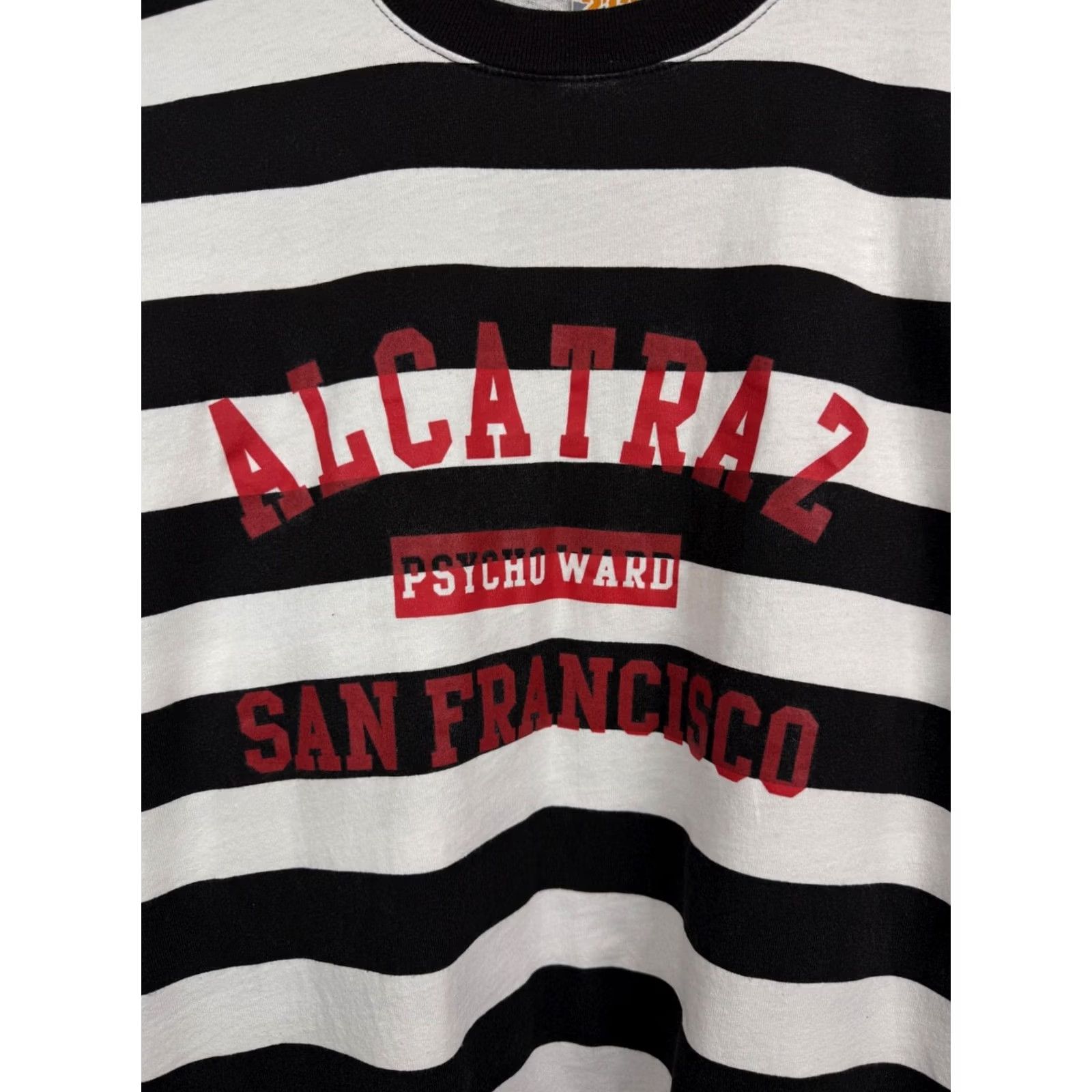 Vintage VINTAGE Alcatraz Psycho Ward San Francisco T-Shirt Y2K XL Men Black/White 90s 213 Shirt Mens Size US XL / EU 56 / 4 - 4 Thumbnail