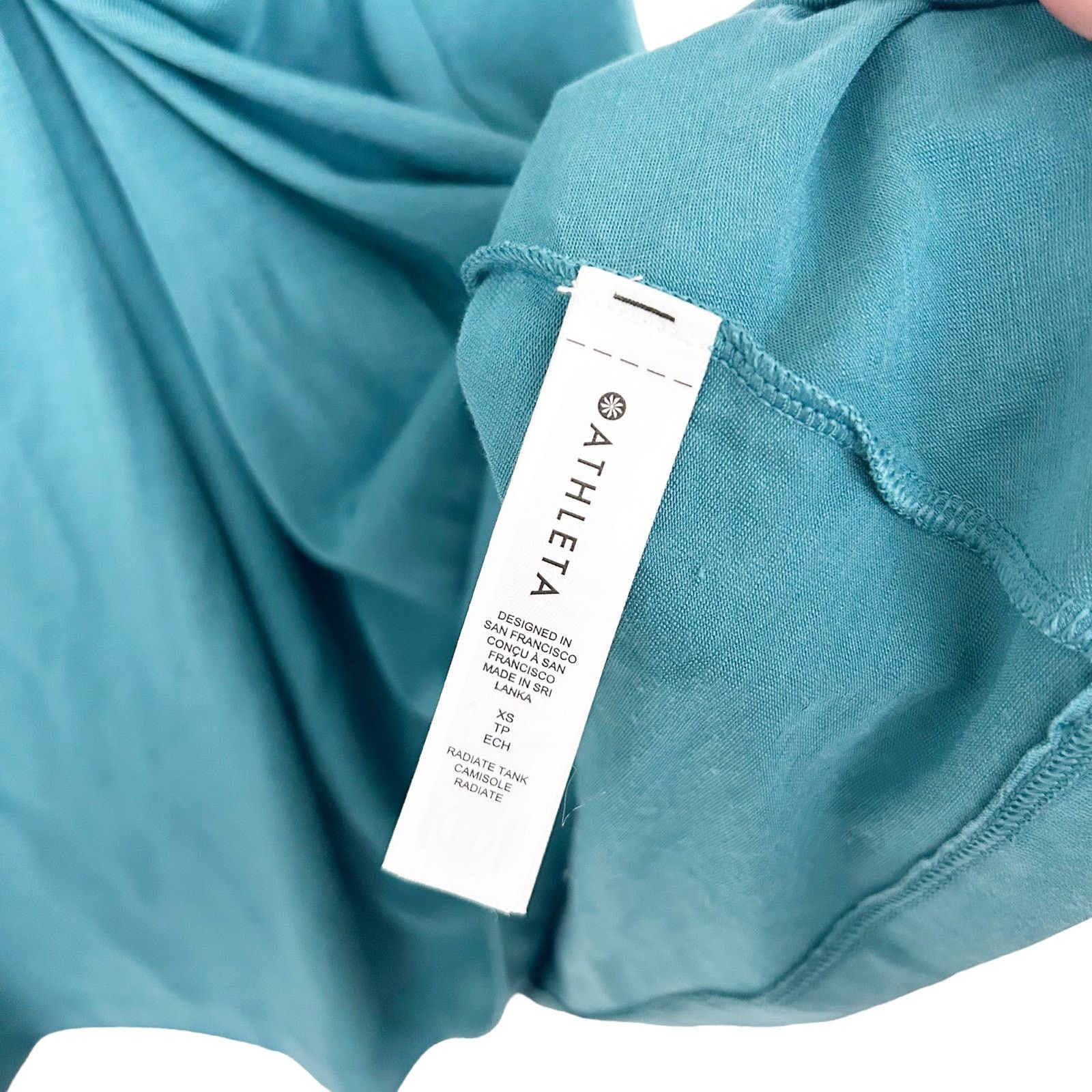 Athleta Athleta Green Radiate Twist Tank Top Sz XS Size XS / US 0-2 / IT 36-38 - 3 Thumbnail