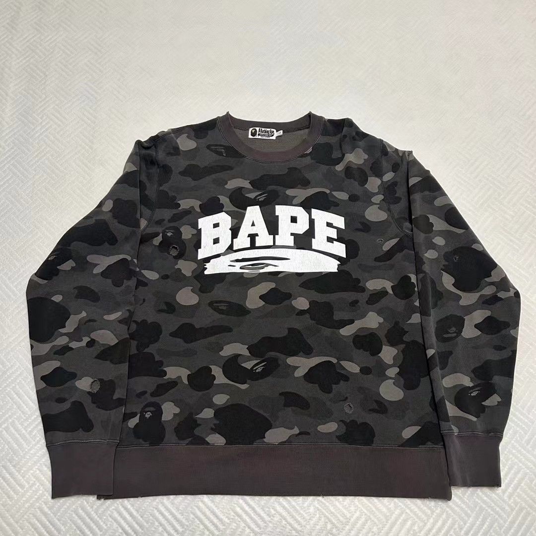 Bape BAPE LIMITED CREWNECK Size US L / EU 52-54 / 3 - 1 Thumbnail