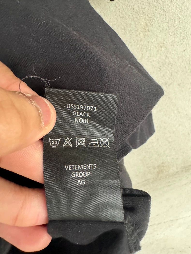 Vetements Vetements 19ss Georgian Scissors Scissors Short Sleeves 250 Size US S / EU 44-46 / 1 - 8 Thumbnail