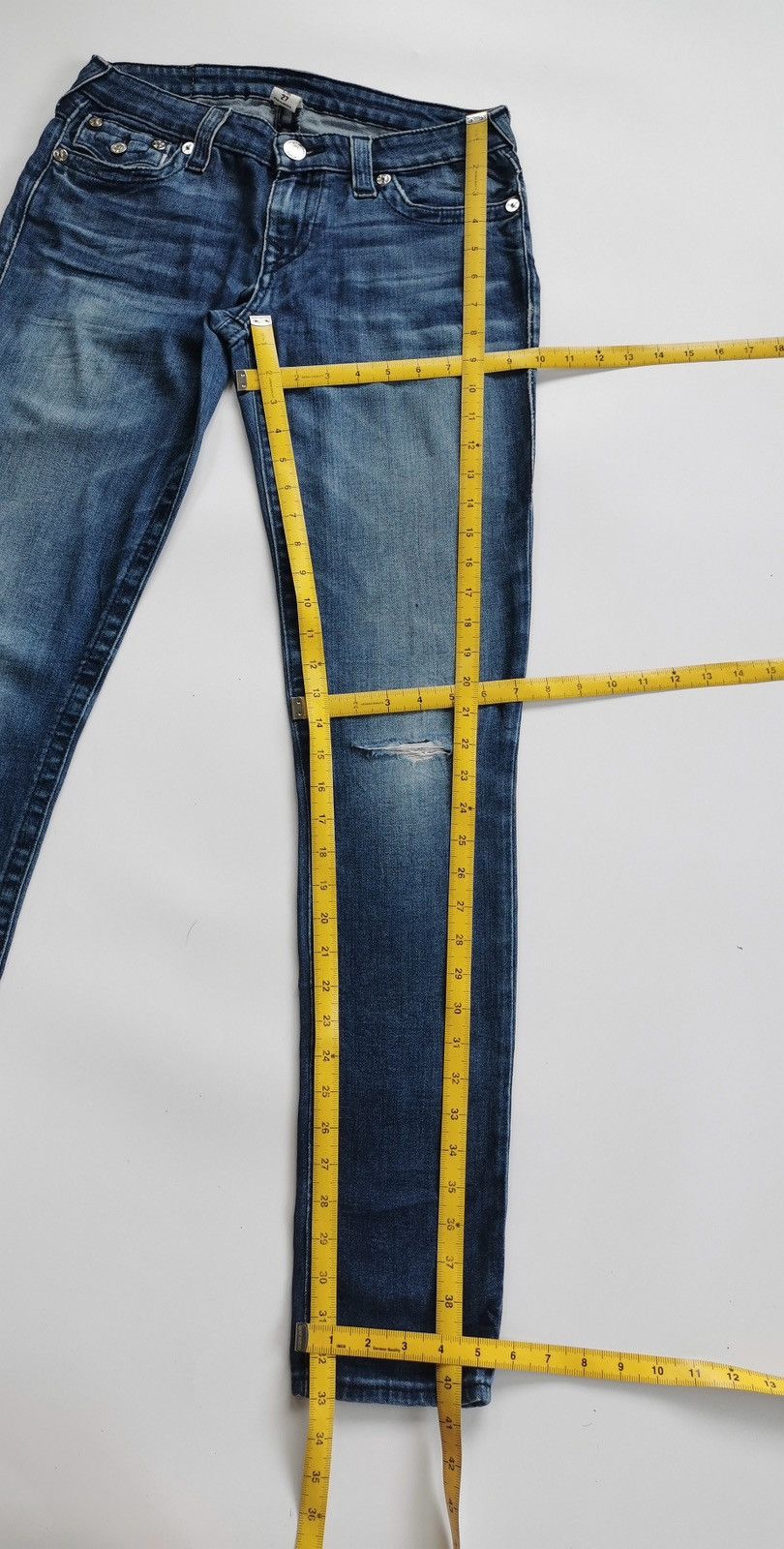 True Religion True Religion Skinny Rayon Distressed Jeans Size US 29 - 12 Thumbnail