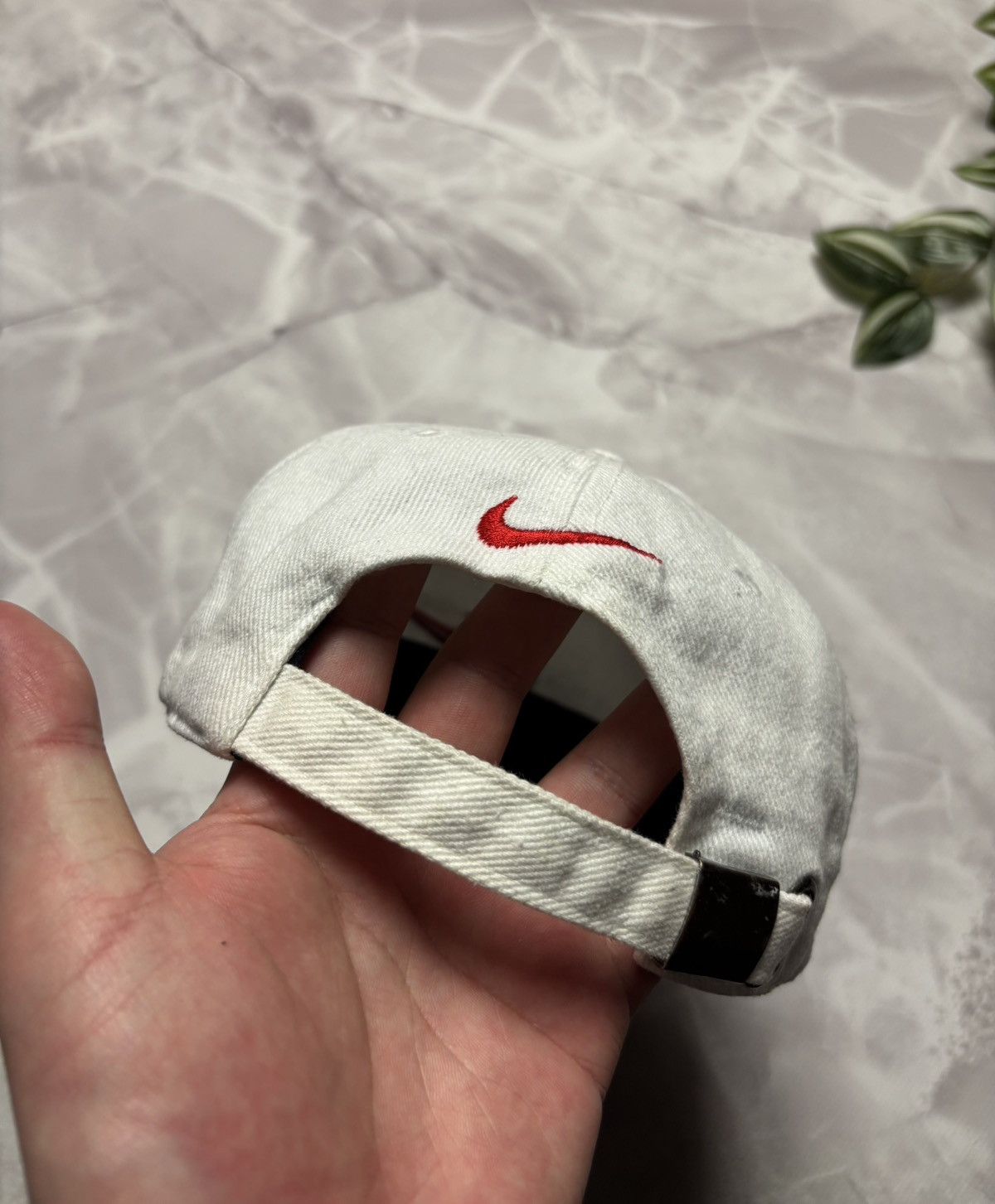 Nike Nike Air Vintage Cap Hat Swoosh 90s One Size Strapback Size ONE SIZE - 7 Thumbnail