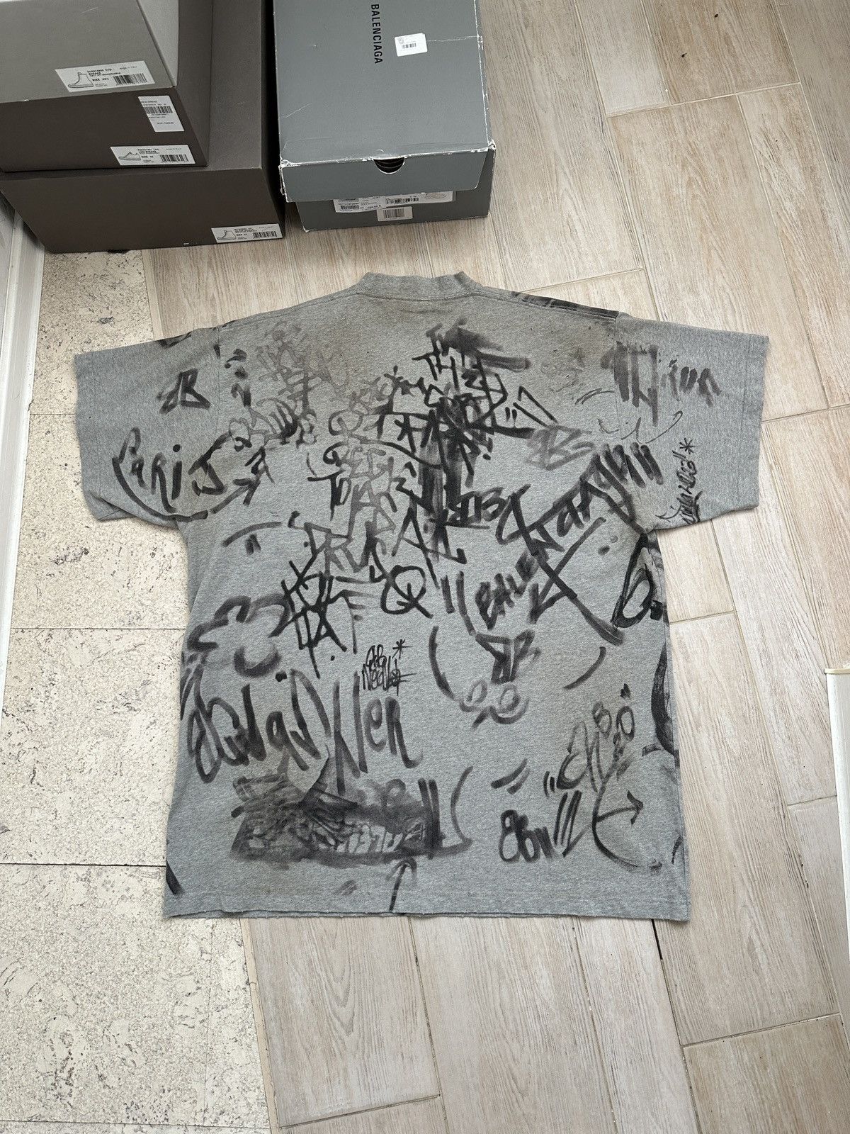 Balenciaga Balenciaga skater graffiti Size US M / EU 48-50 / 2 - 2 Thumbnail