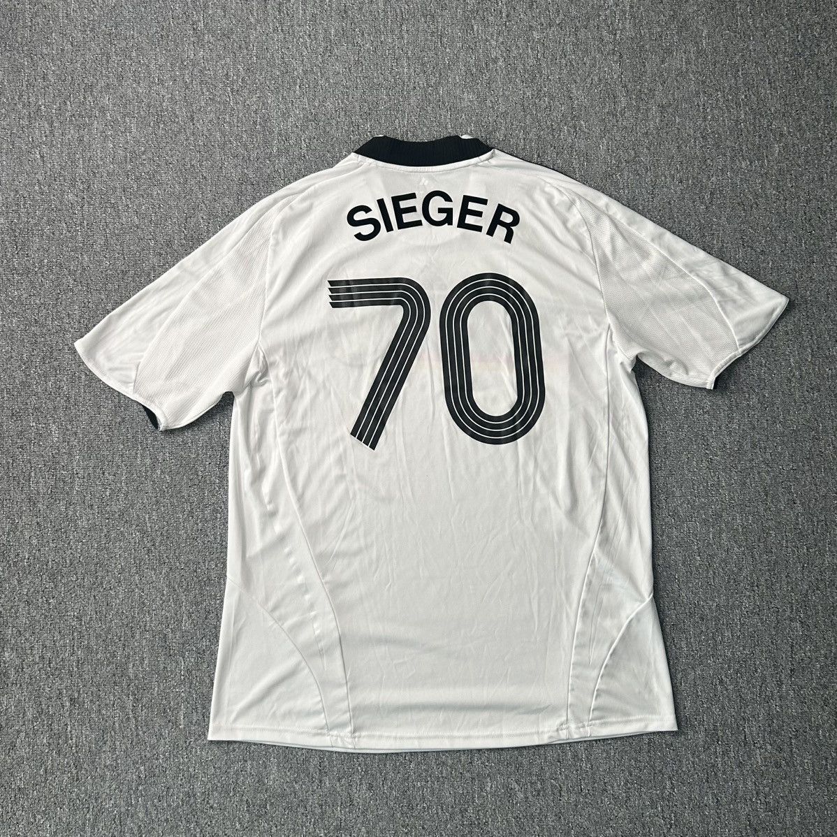 Adidas Adidas Germany Euro 2008 Home Jersey Sieger 70 Vintage XL Size US XL / EU 56 / 4 - 13 Thumbnail