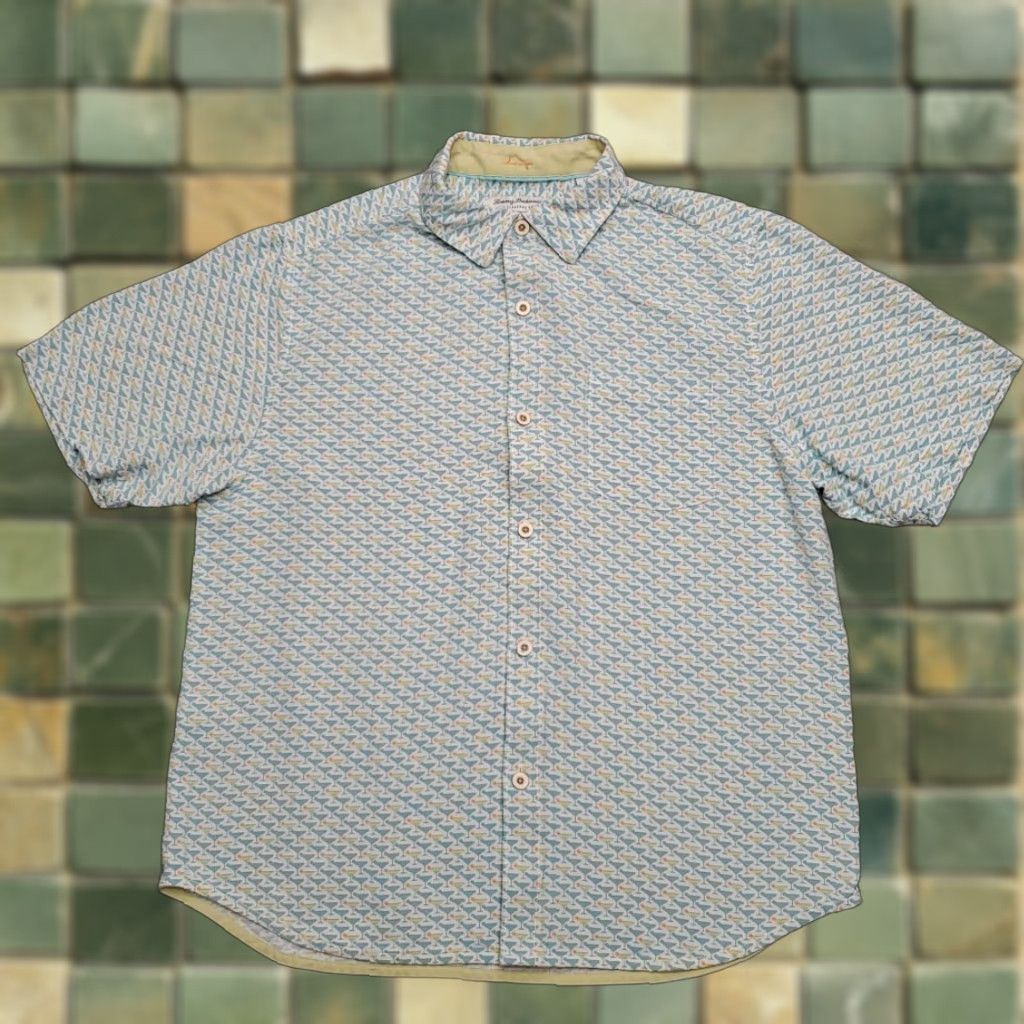 Tommy Bahama Tommy Bahama Shirt Men L Green Martini Glass Geometric Veracruz Cay Resort Aloha Casual Button-Up Short Sleeve Hawaiian Pattern Geometric N/A Size US L / EU 52-54 / 3 - 1 Thumbnail