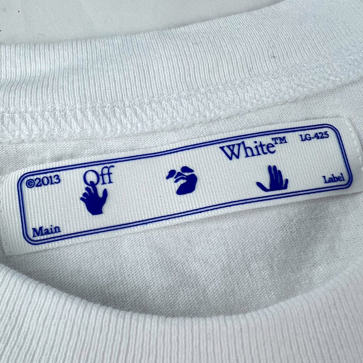 Off-White Off-White Pivot Fish T Shirt Size US S / EU 44-46 / 1 - 5 Thumbnail