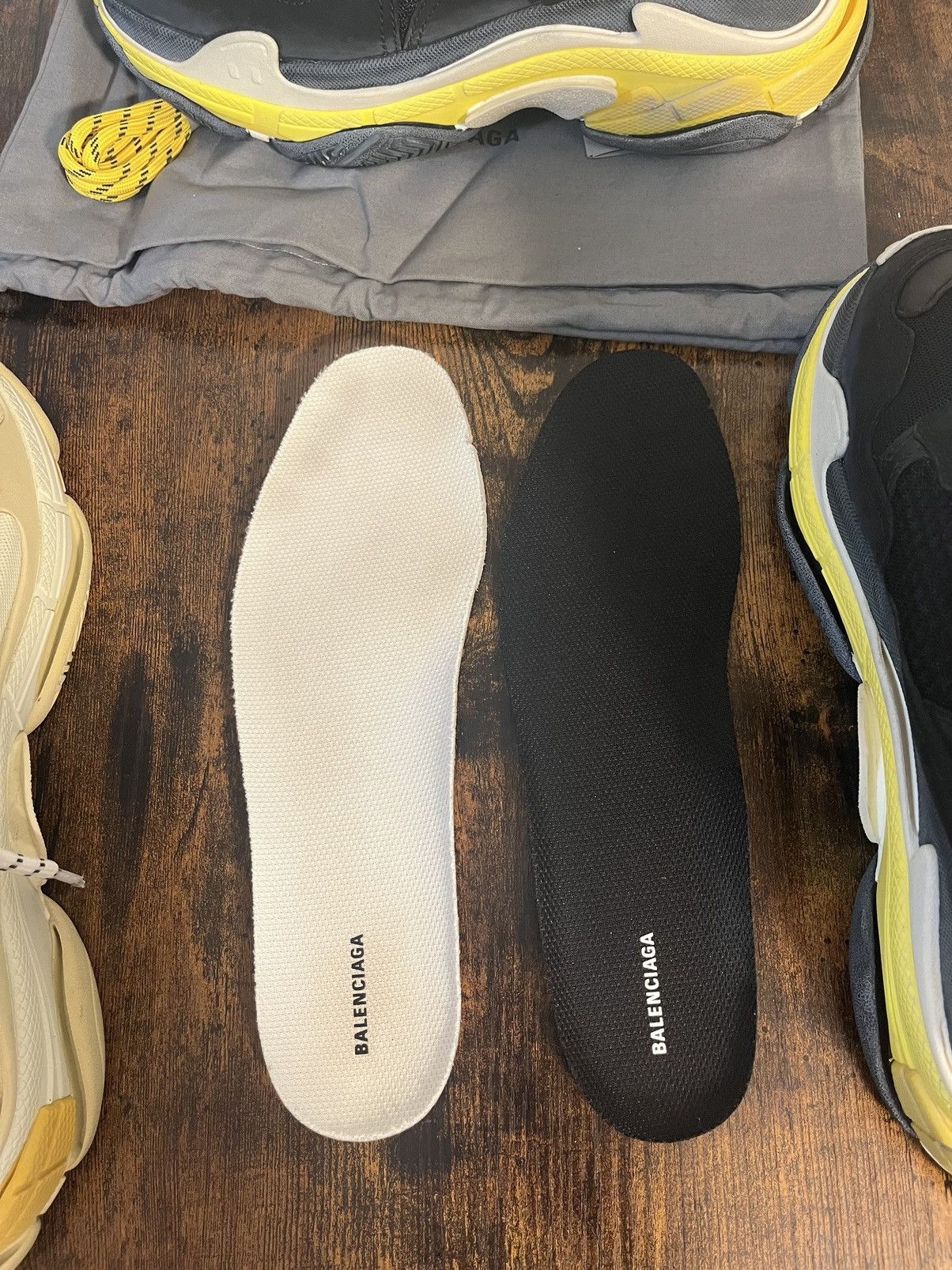 Balenciaga × Designer Balenciaga Triple S Predistressed 2018 (Real Leather) Size US 8 / IT 38 - 9 Thumbnail
