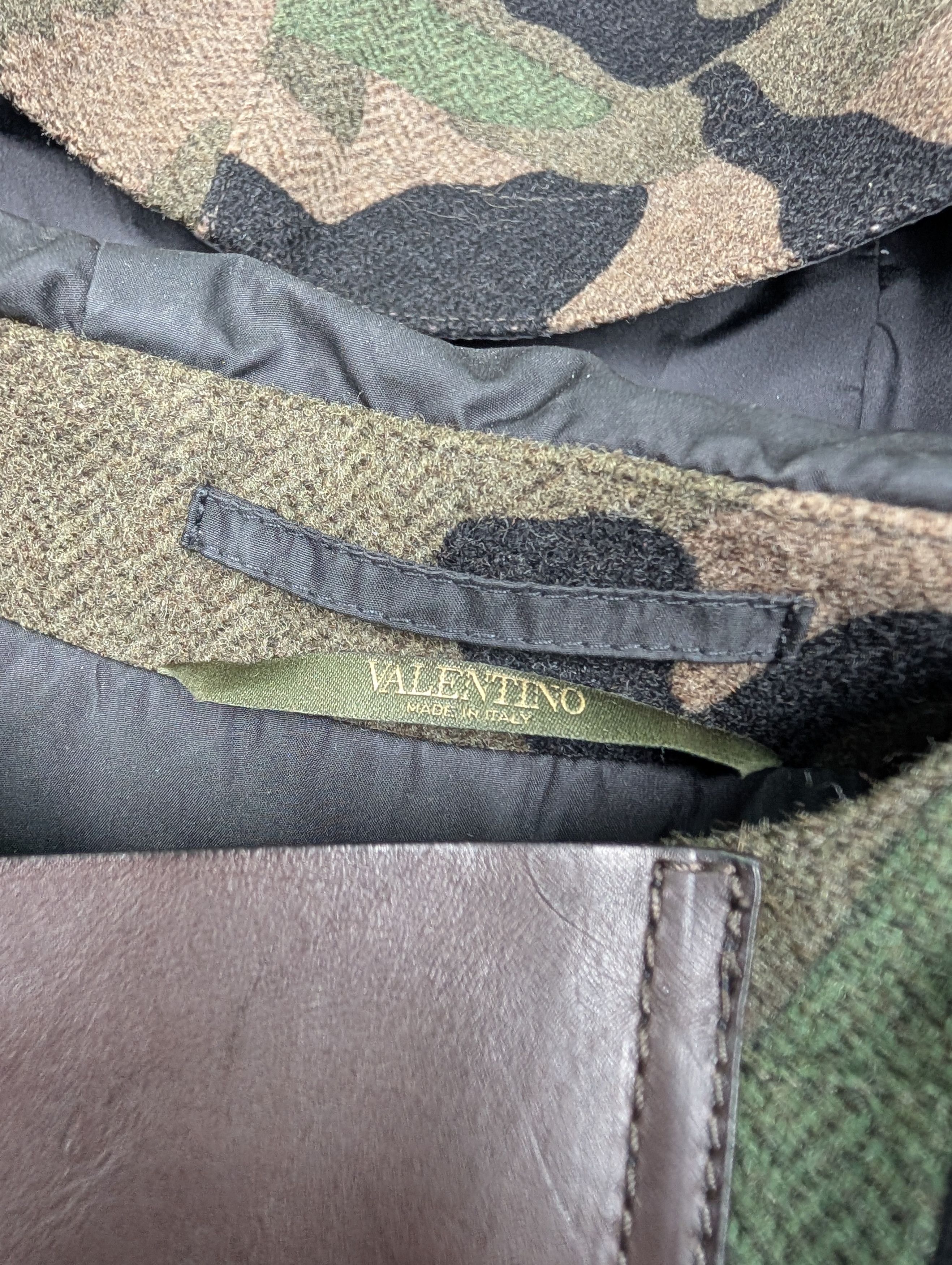 Valentino Green Camo Hooded Jacket Size US S / EU 44-46 / 1 - 5 Thumbnail