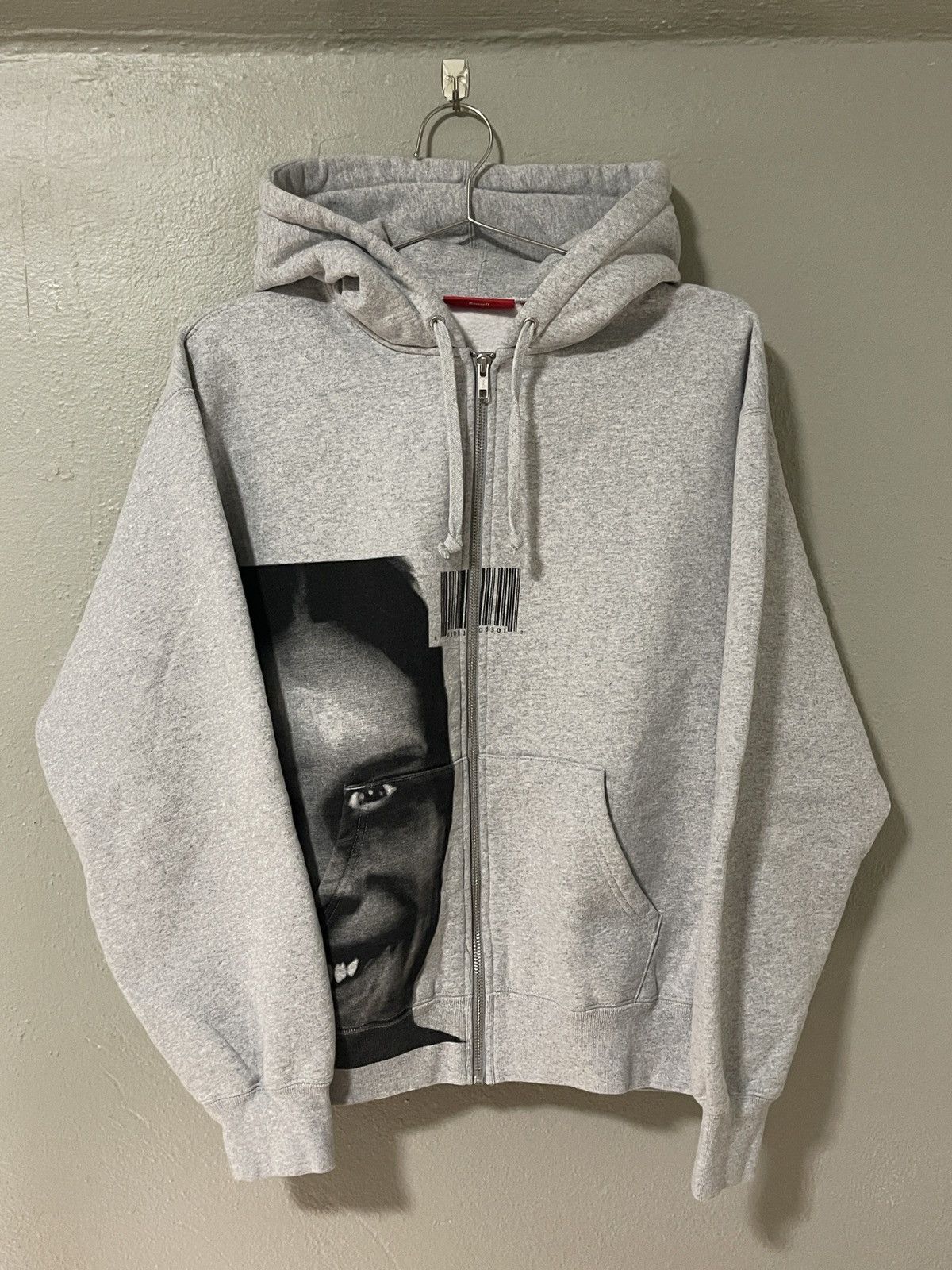 Designer × Streetwear × Supreme Supreme x Aphex Twin I Care Designer × Streetwear × Supreme Supreme x Aphex Twin I Care