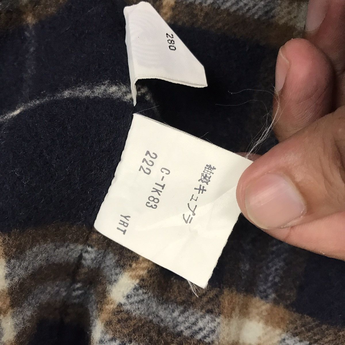 Burberry VINTAGE BURBERRY NAVY WOOL DOUBLE BREASTED COAT JACKET Size US M / EU 48-50 / 2 - 11 Thumbnail