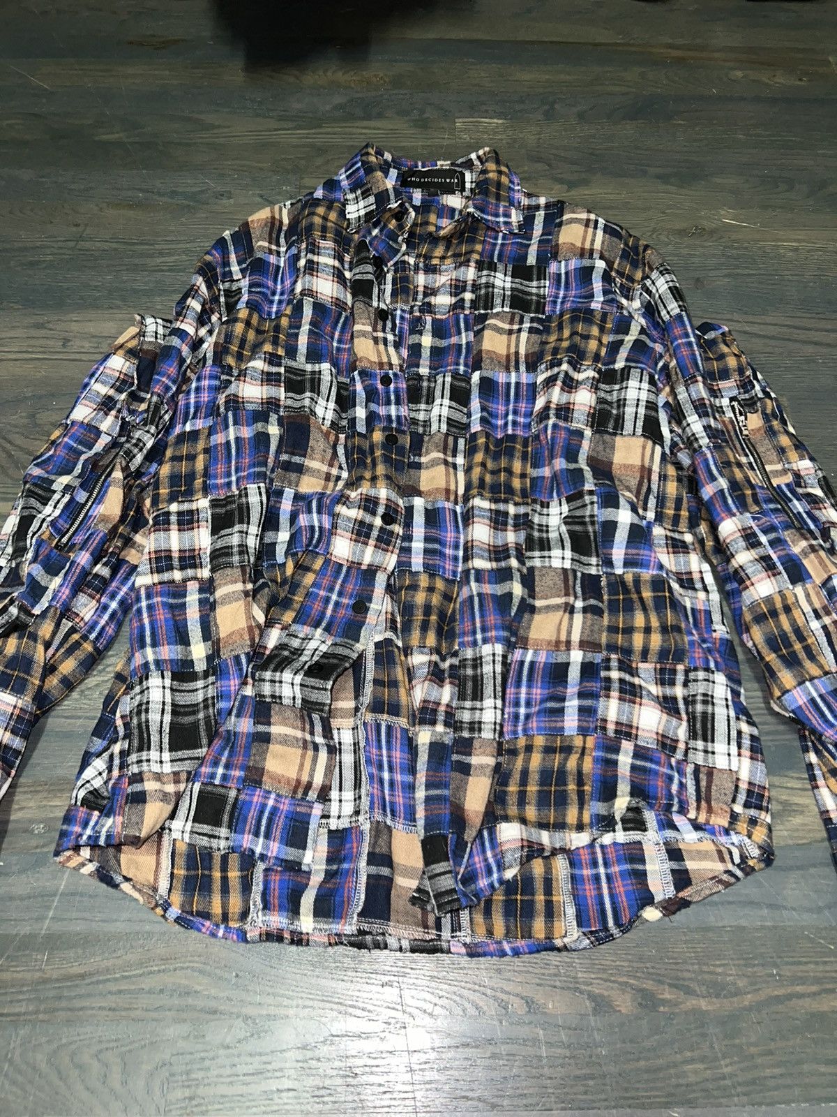 Who Decides War WHO DECIDES WAR FLANNEL LONG SLEEVE Size US M / EU 48-50 / 2 - 1 Thumbnail