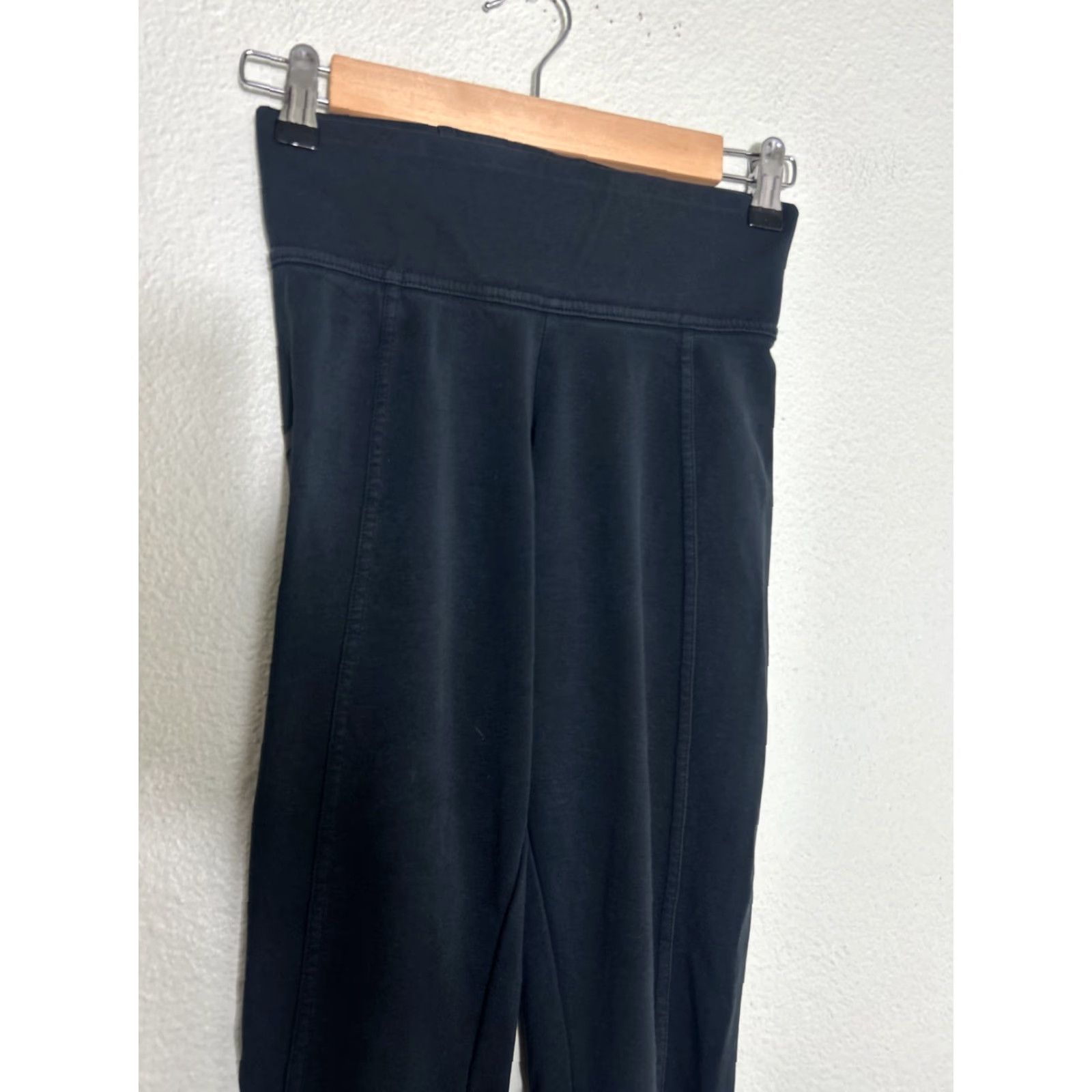 Nike Nike Sportswear Essential Logo Leggings Womens Small Black Skinny 29in Inseam Athletic Yoga Gym & Training Nike Pro Size 28" / US 6 / IT 42 - 3 Thumbnail