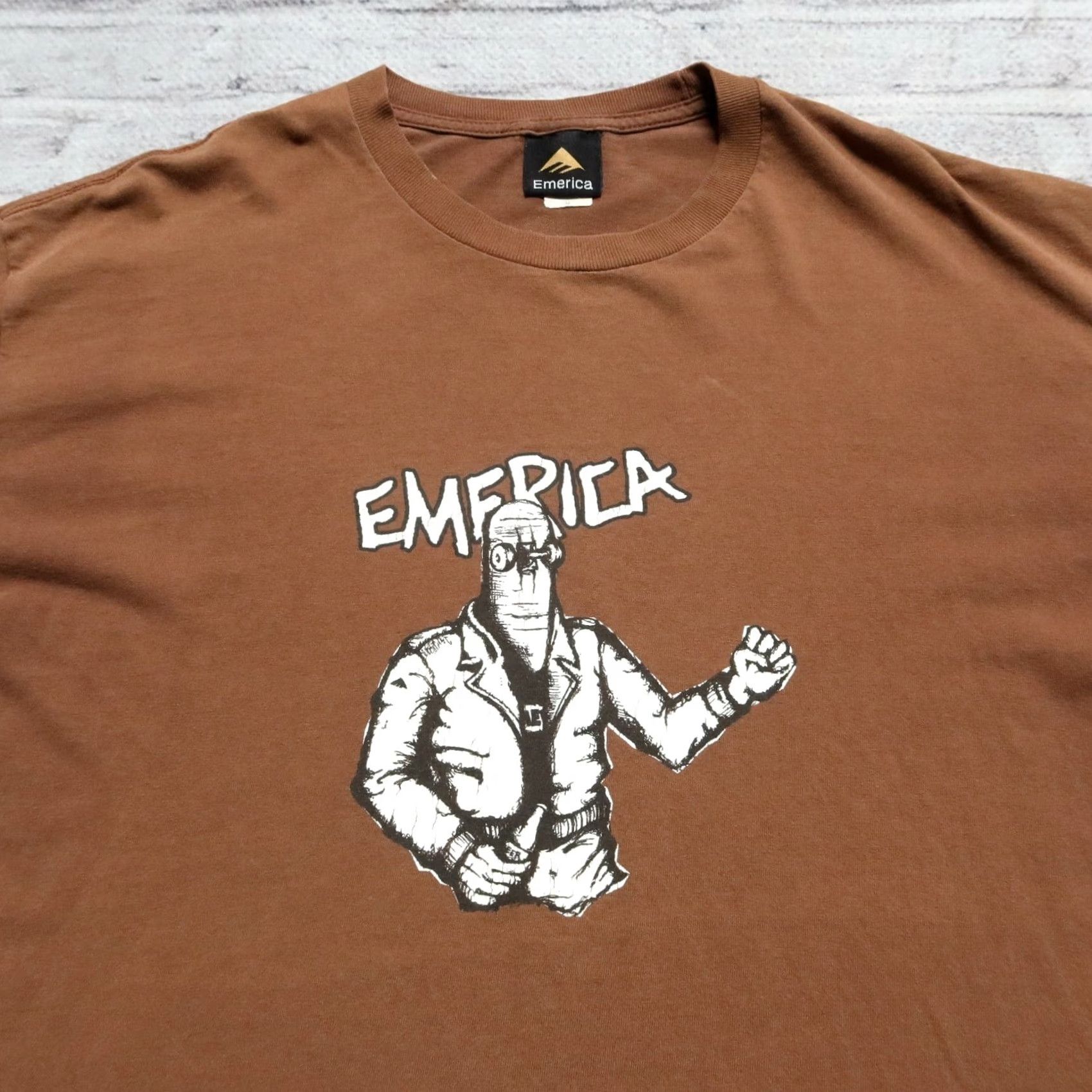 Emerica Vintage Emerica SK8 Head Shirt XL Mens Brown 90s Skate Punk Size US XL / EU 56 / 4 - 2 Thumbnail
