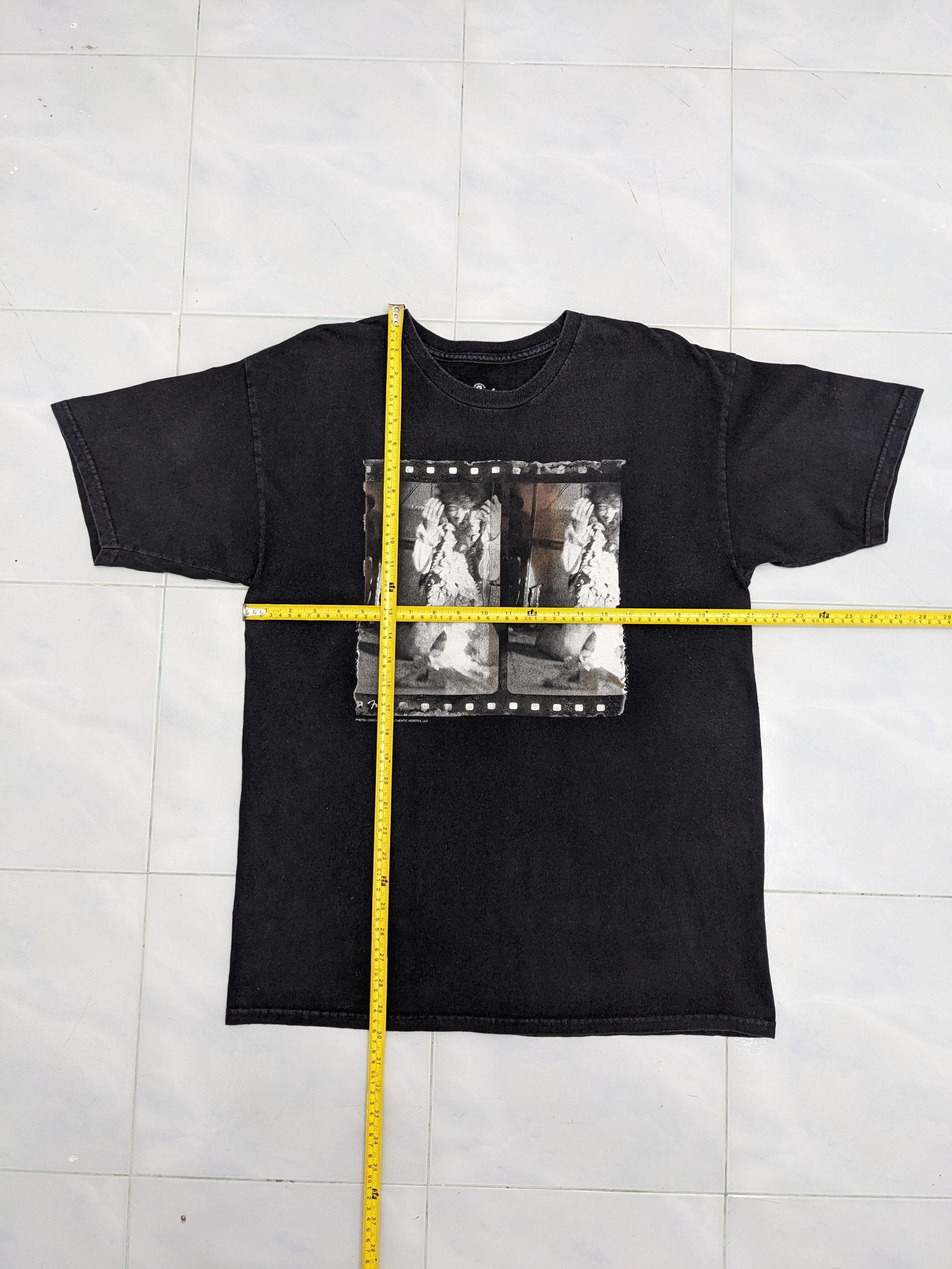 Fender × Jimi Hendrix 🔥3 MONTHS SALE🔥 JIMI HENDRIX PHOTO CHUCK BOYD Size US L / EU 52-54 / 3 - 6 Thumbnail